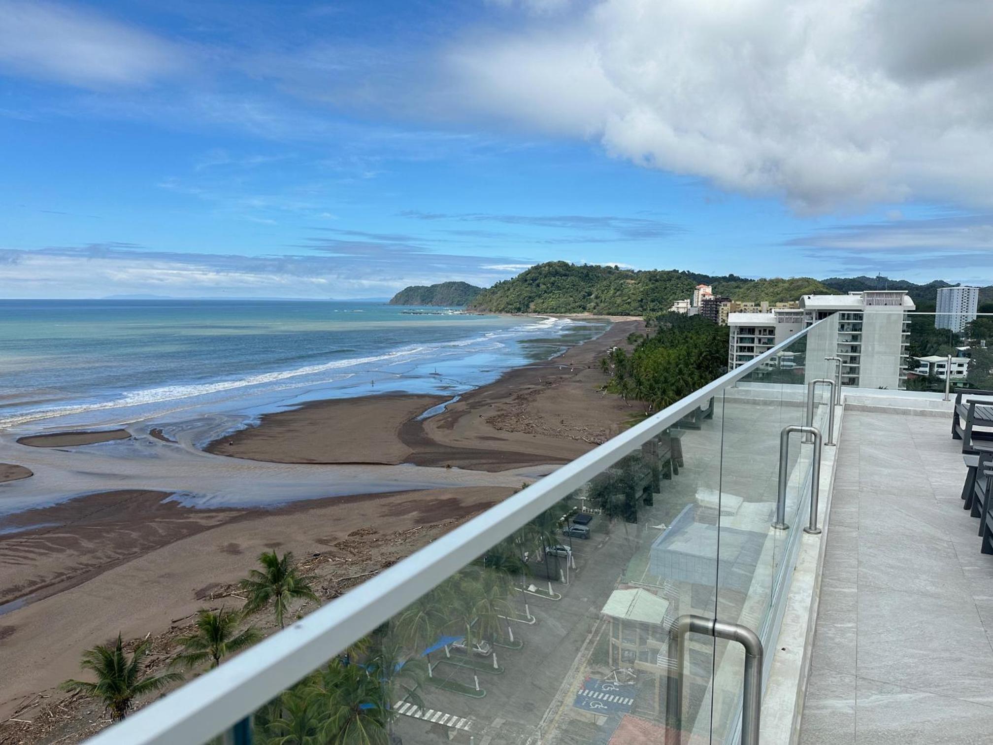 OCEAN FRONT 1 bed 