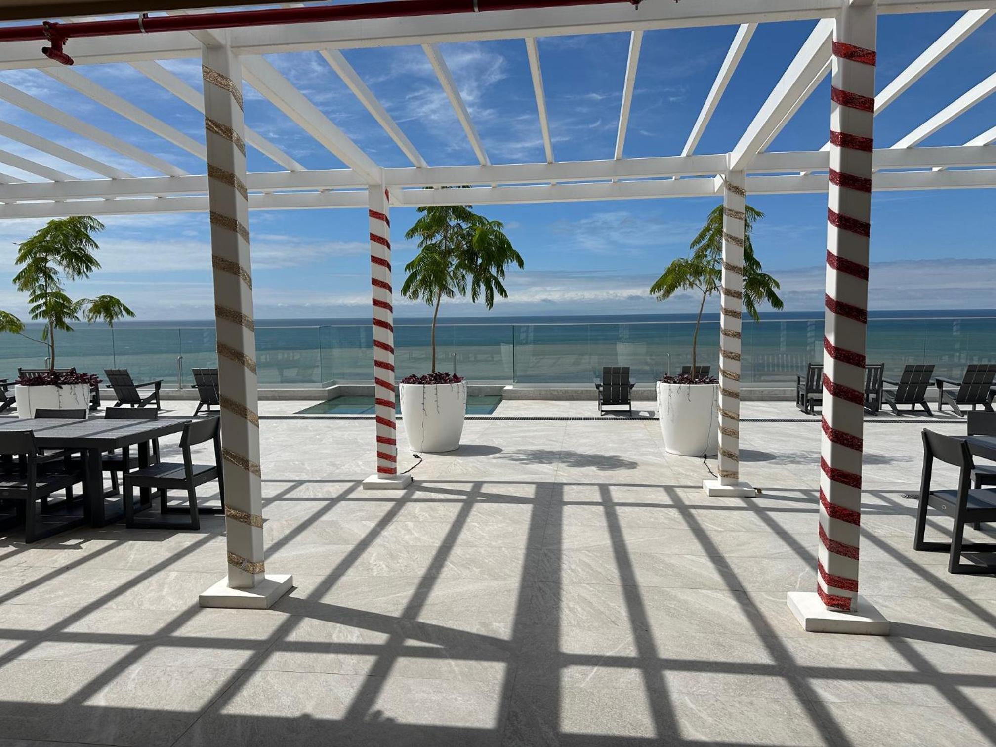 OCEAN FRONT 1 bed 