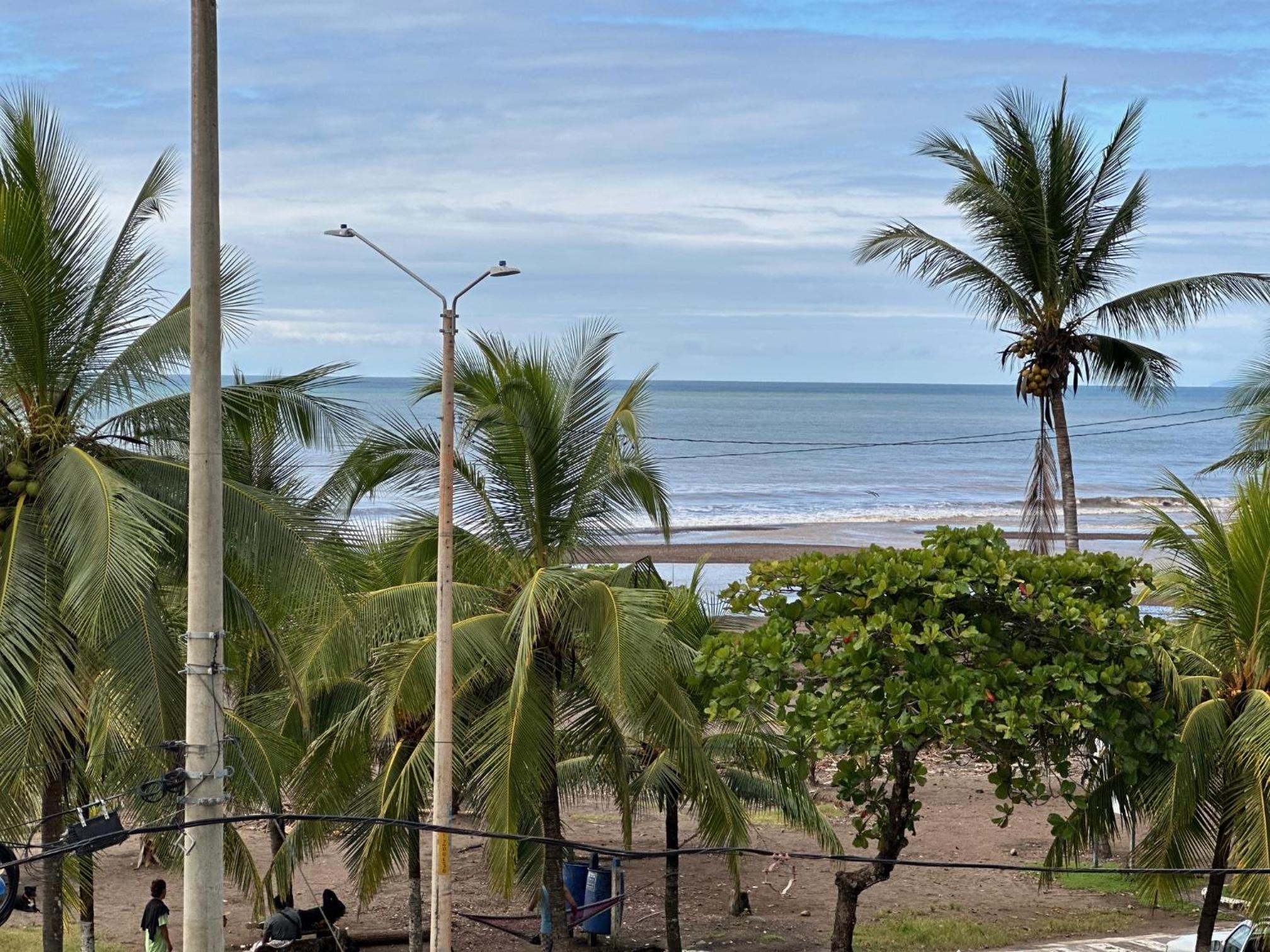 OCEAN FRONT 1 bed 
