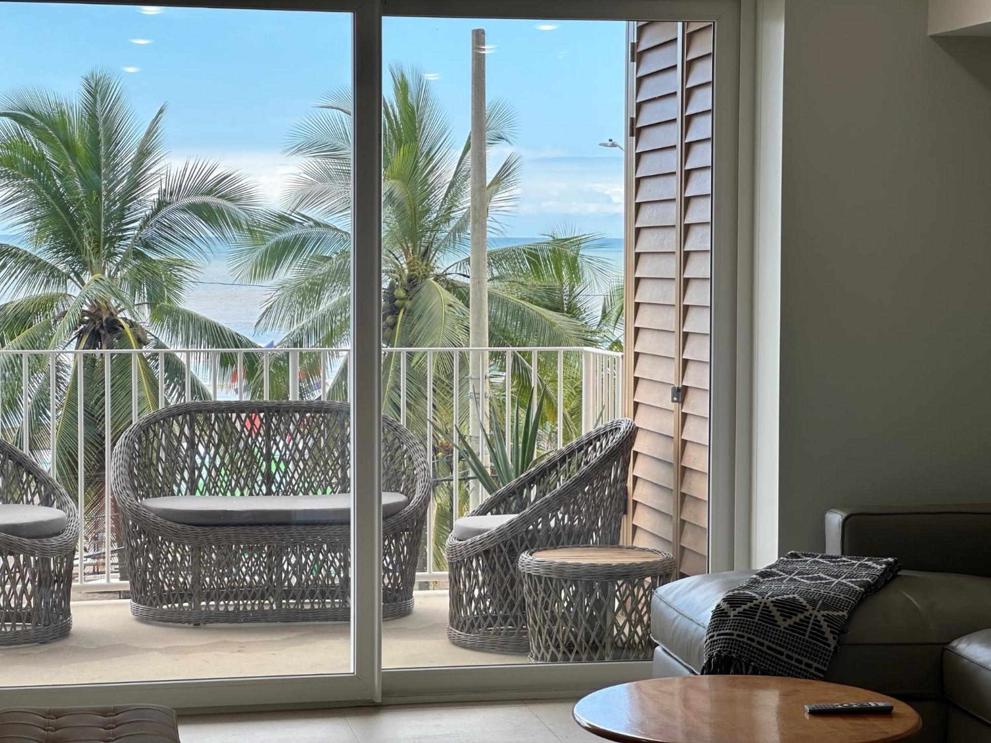 OCEAN FRONT 1 bed 