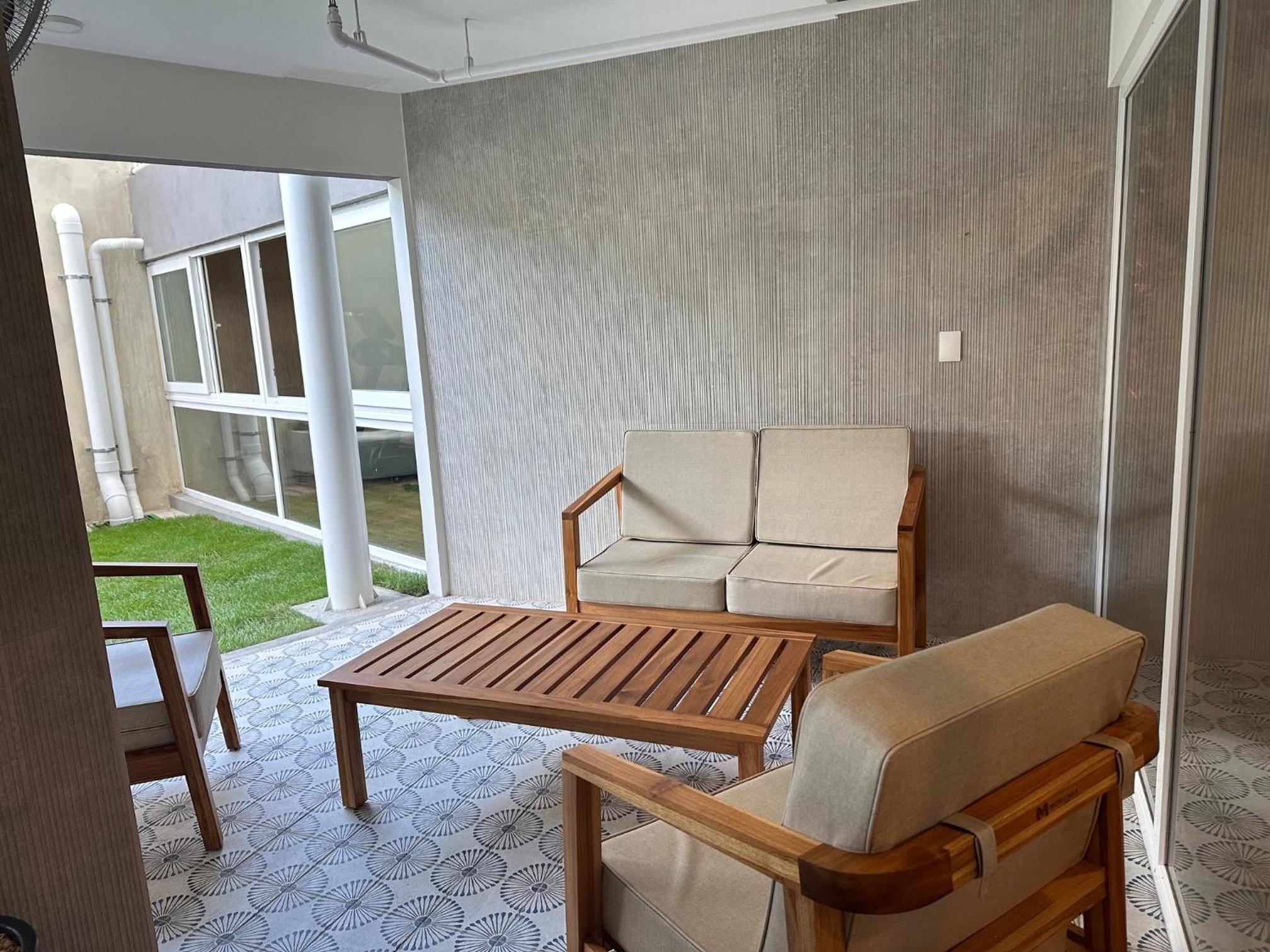 OCEAN FRONT 1 bed 