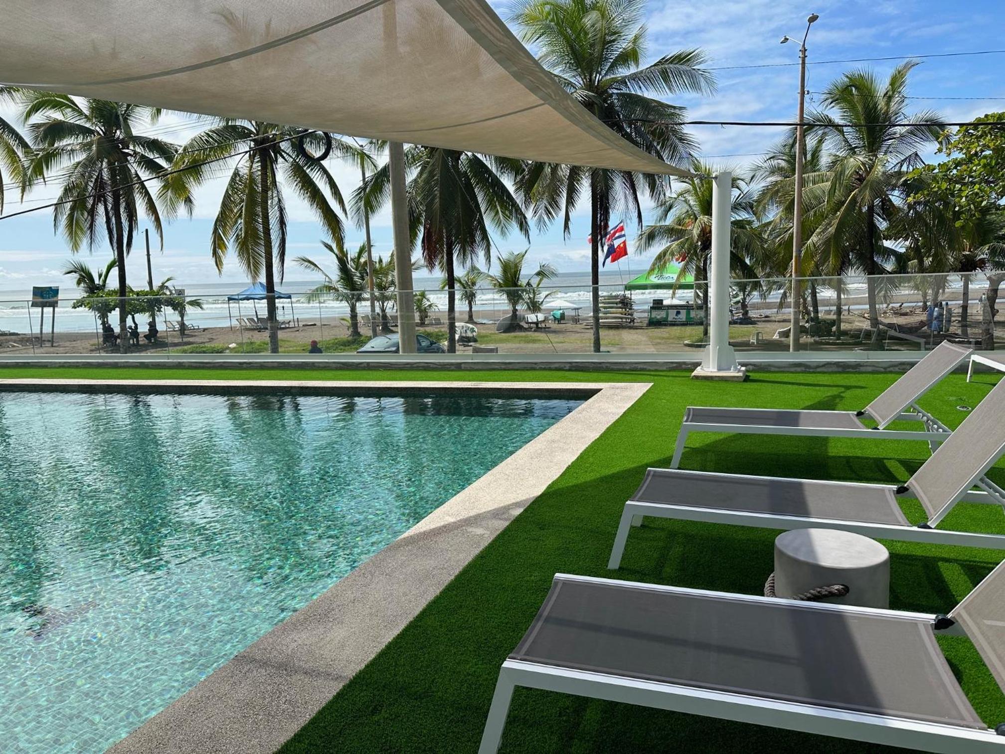 OCEAN FRONT 1 bed 