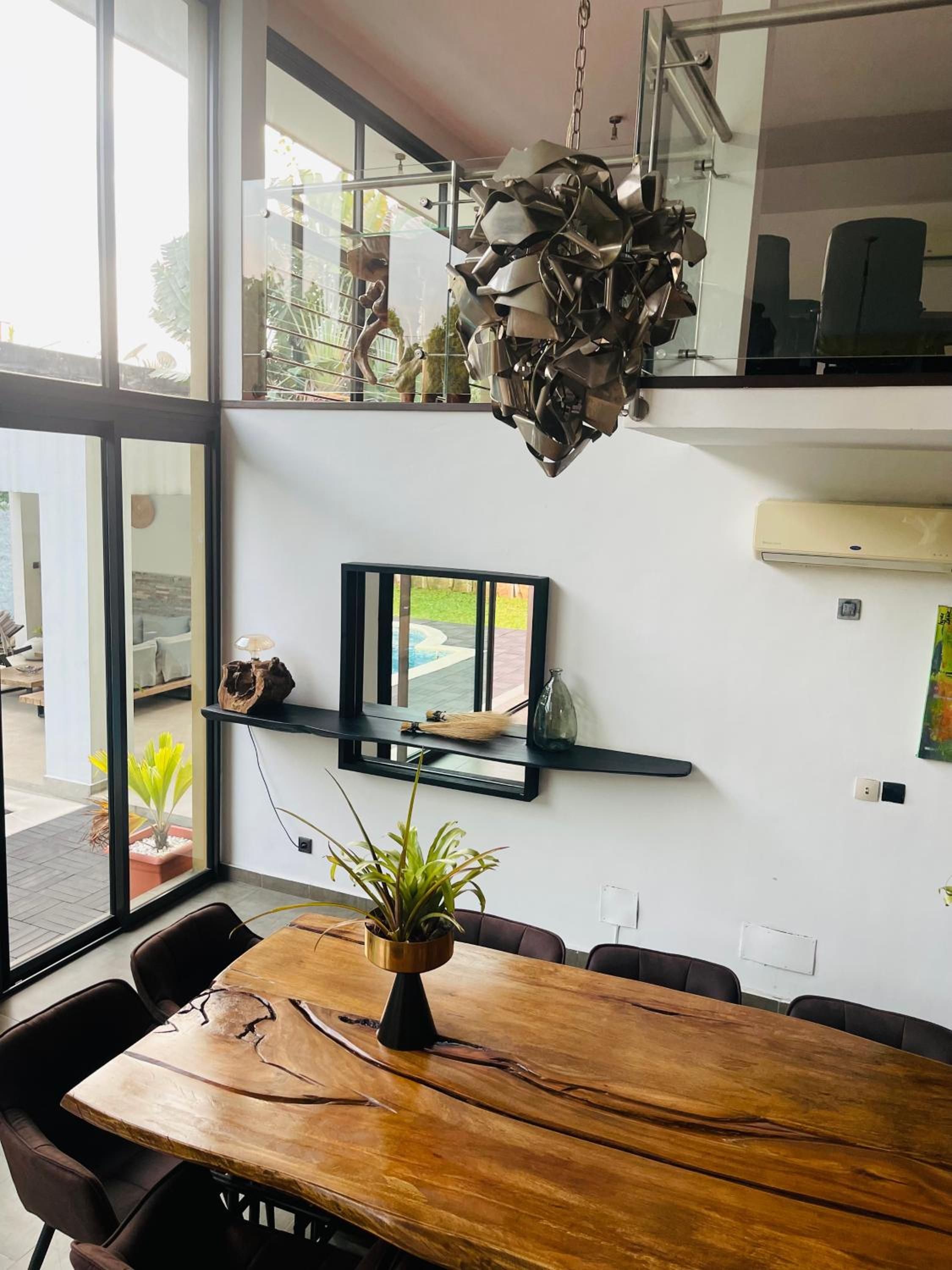 La Villa Tahiba - un écrin de verdure à Cocody