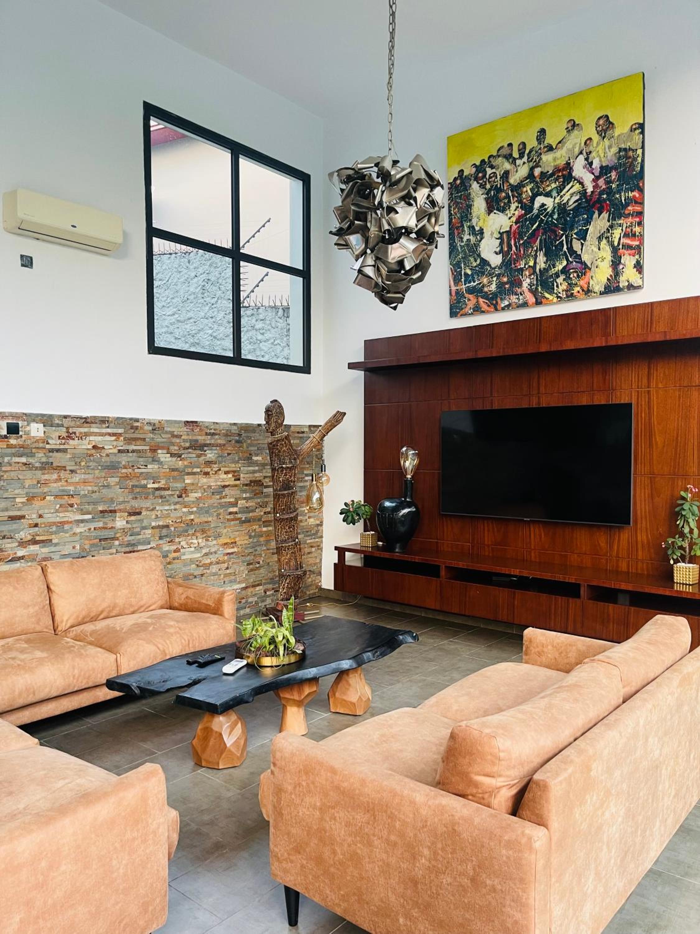 La Villa Tahiba - un écrin de verdure à Cocody