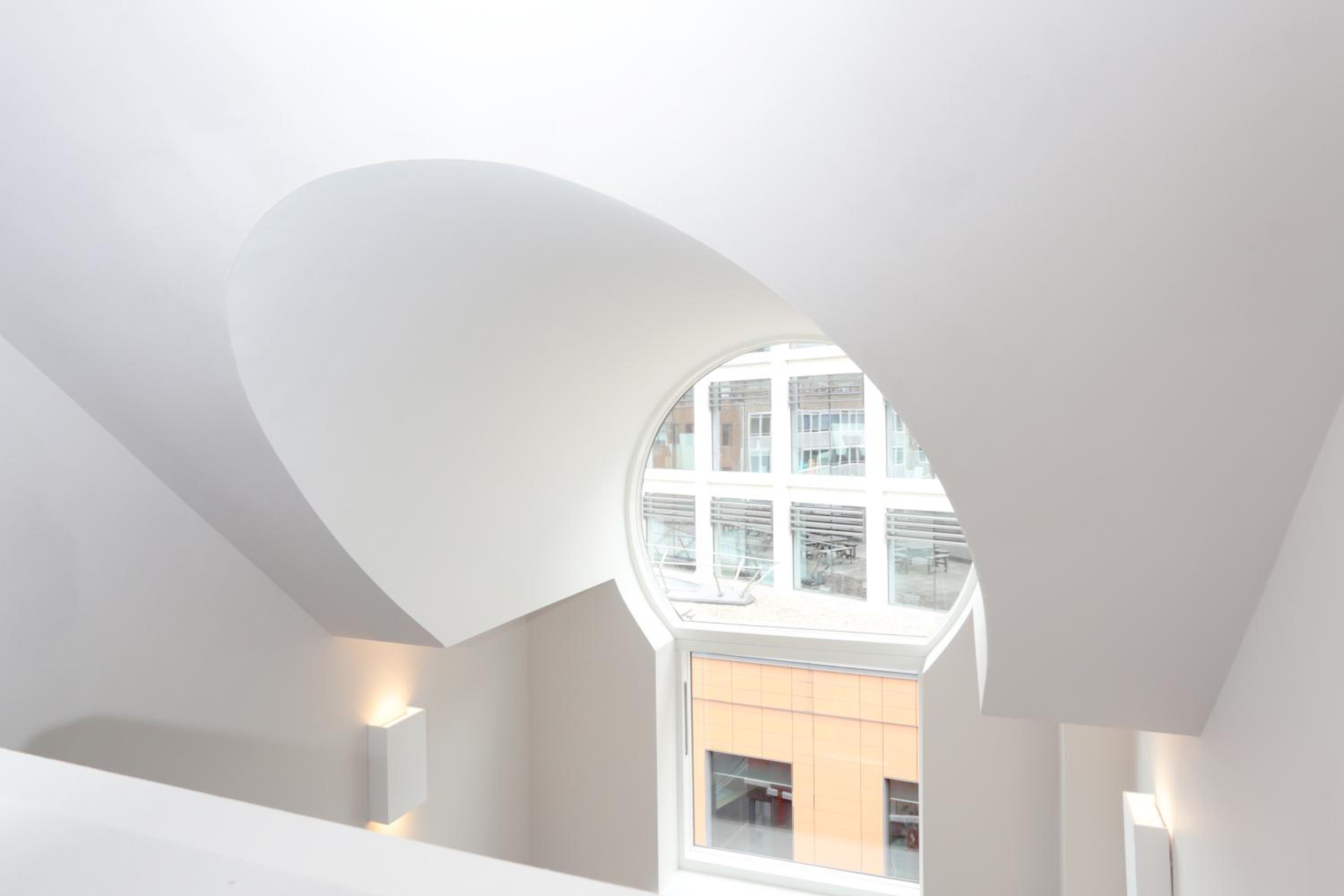 Barbican Serviced Apartments by LovelyStay