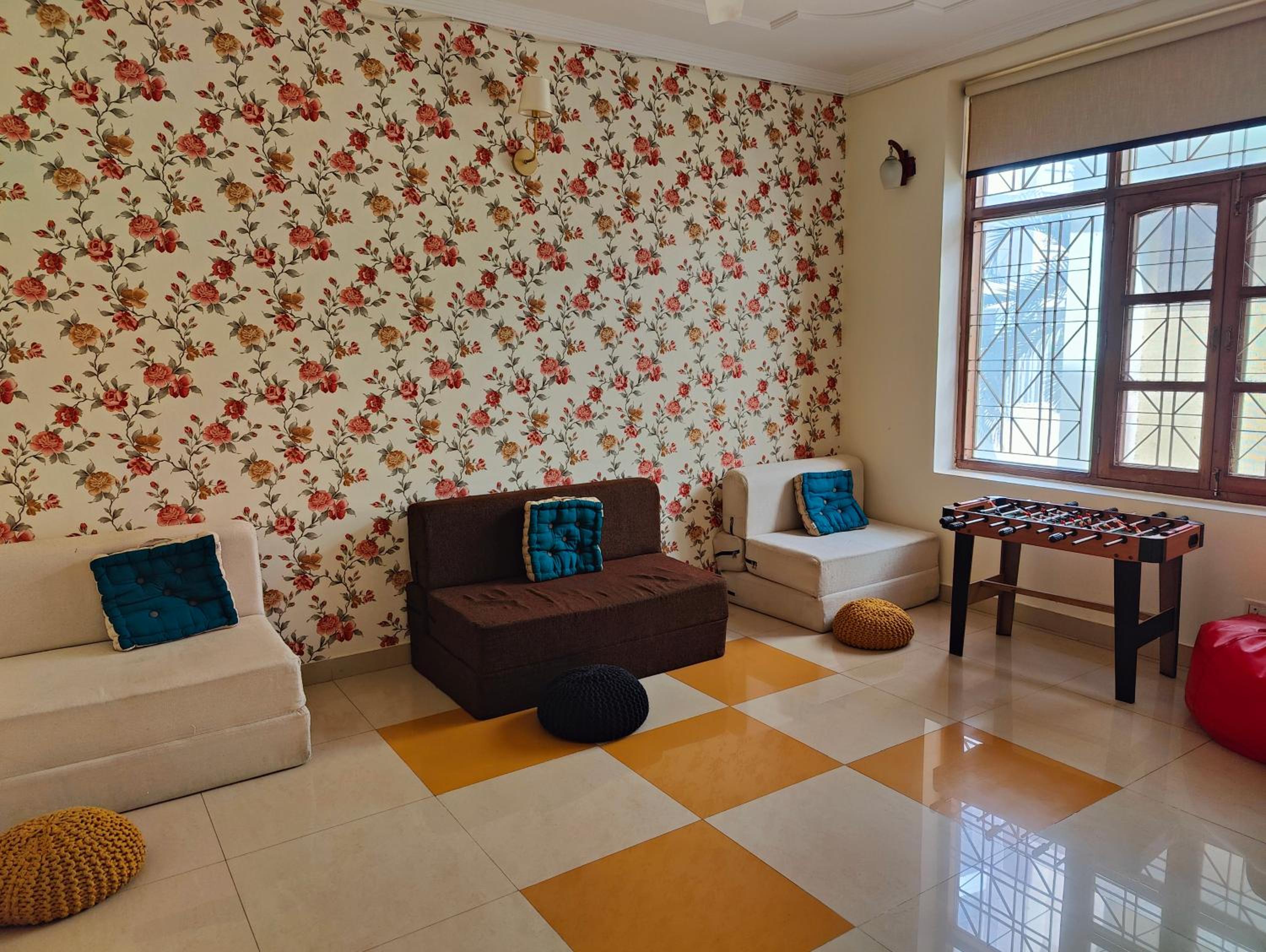 Elite Riverside Villa Near Ganges