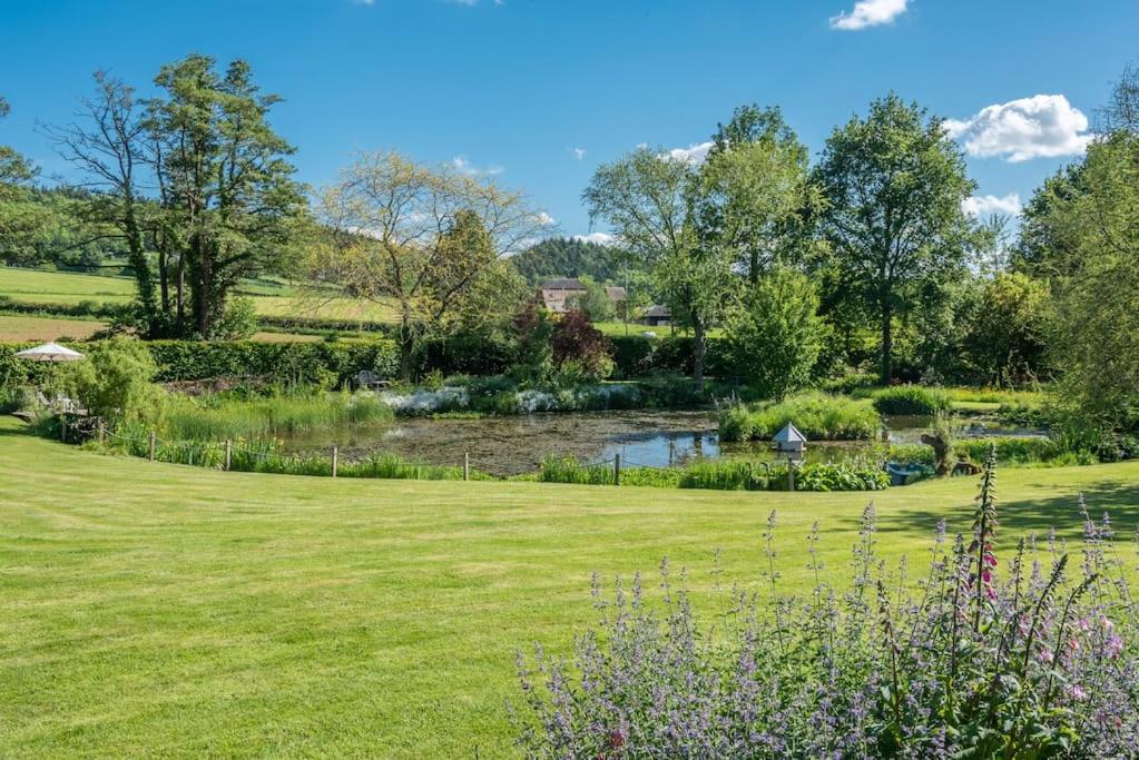 Vineyard lodge in Herefordshire