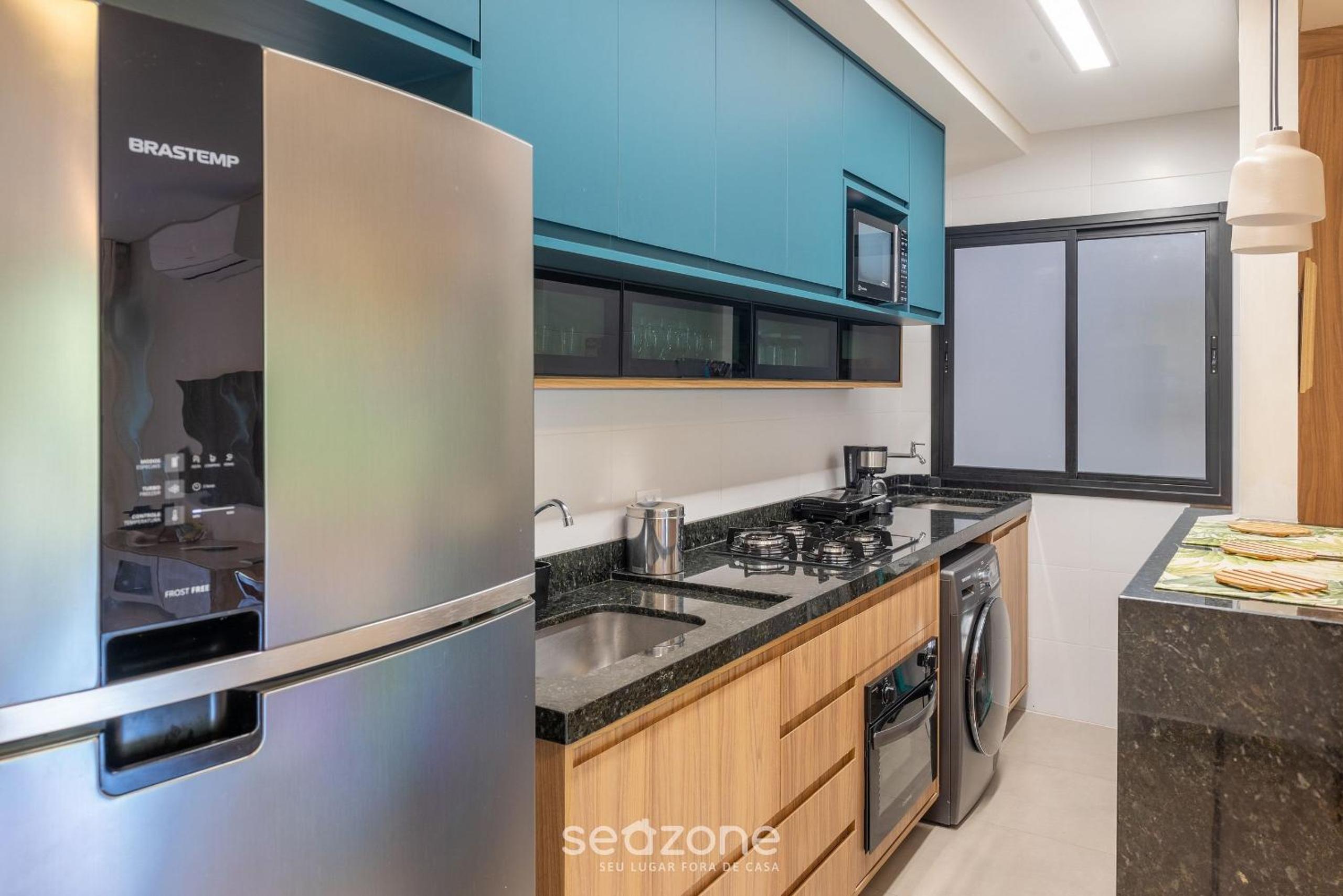 HRE - Apartments 290 m from Toninhas Beach