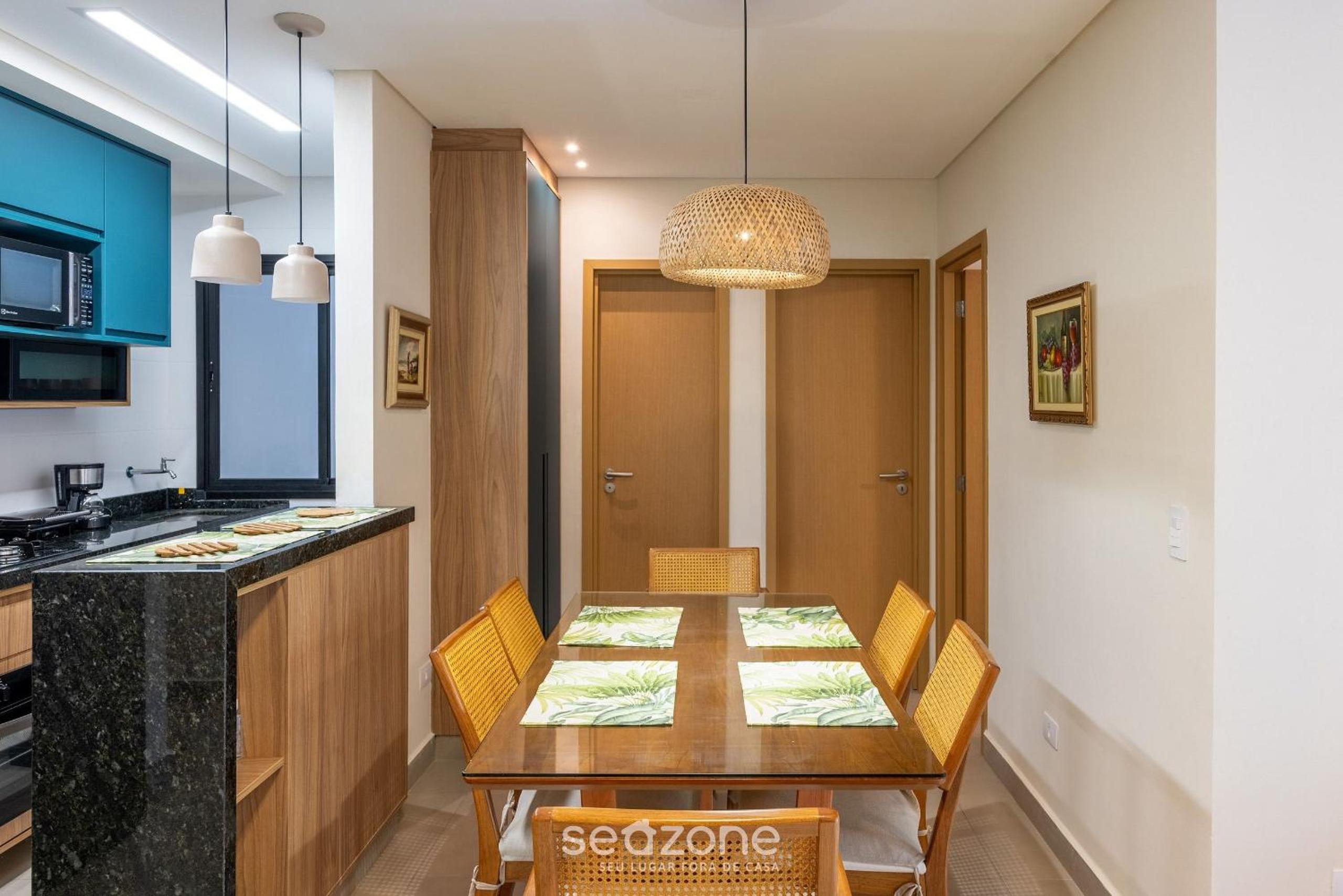 HRE - Apartments 290 m from Toninhas Beach