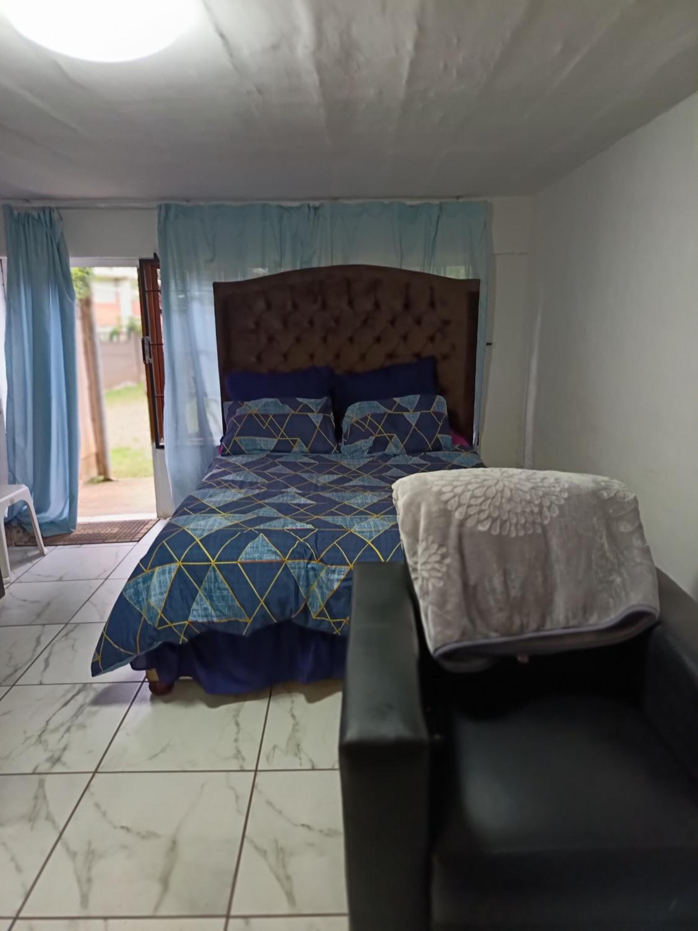 PMB Backpackers Lodge