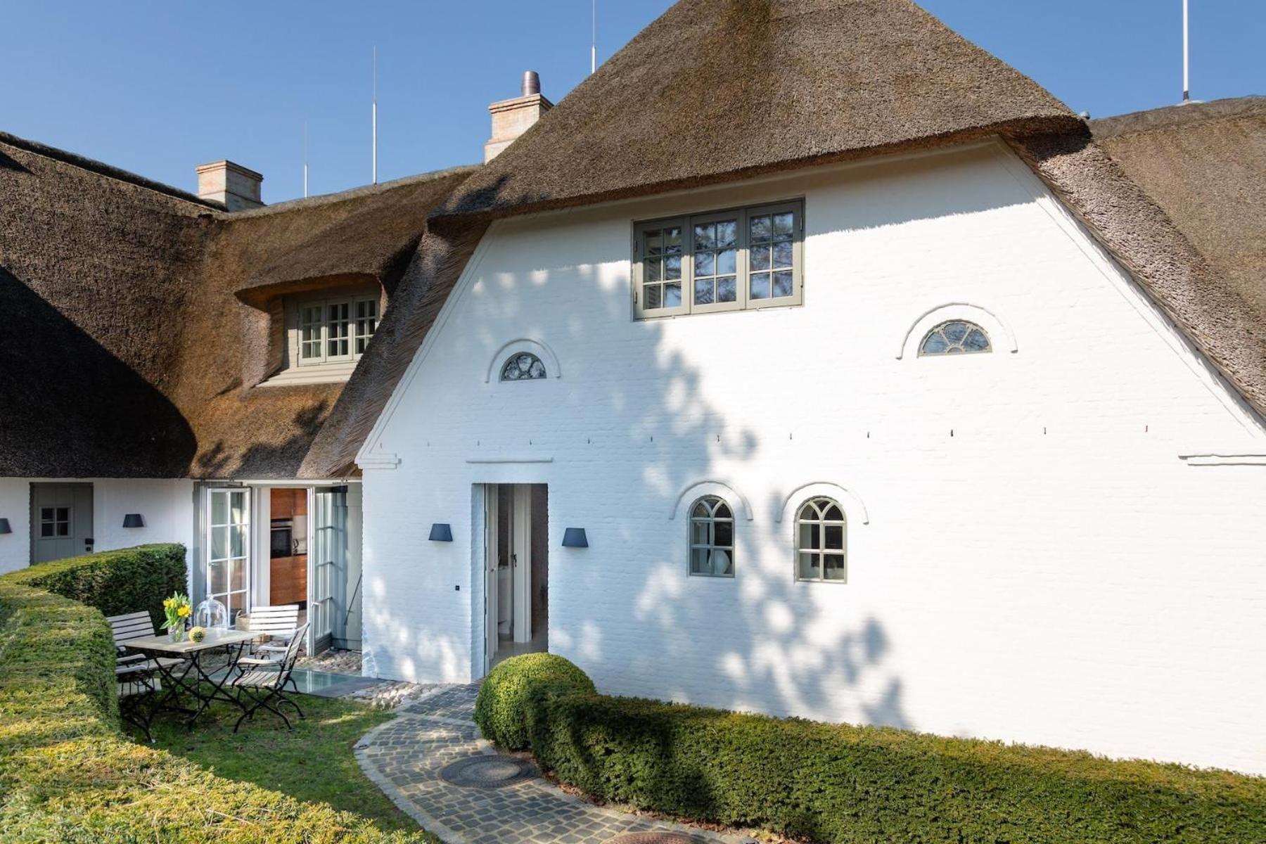 Ferienhaus Friesenhof Aenne Haus 3 - modern urlauben unter Reet in Keitum Sylt
