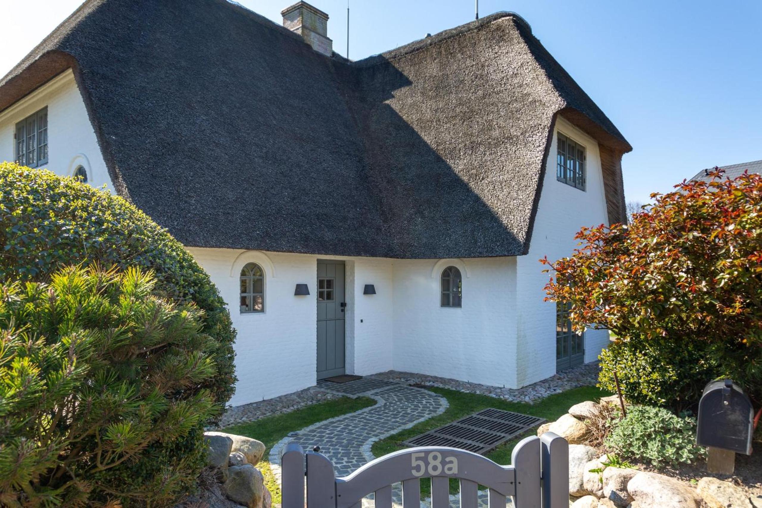 Friesenhof Aenne Haus 4 - Ihr friesisches Zuhause unter Reet in Keitum Sylt