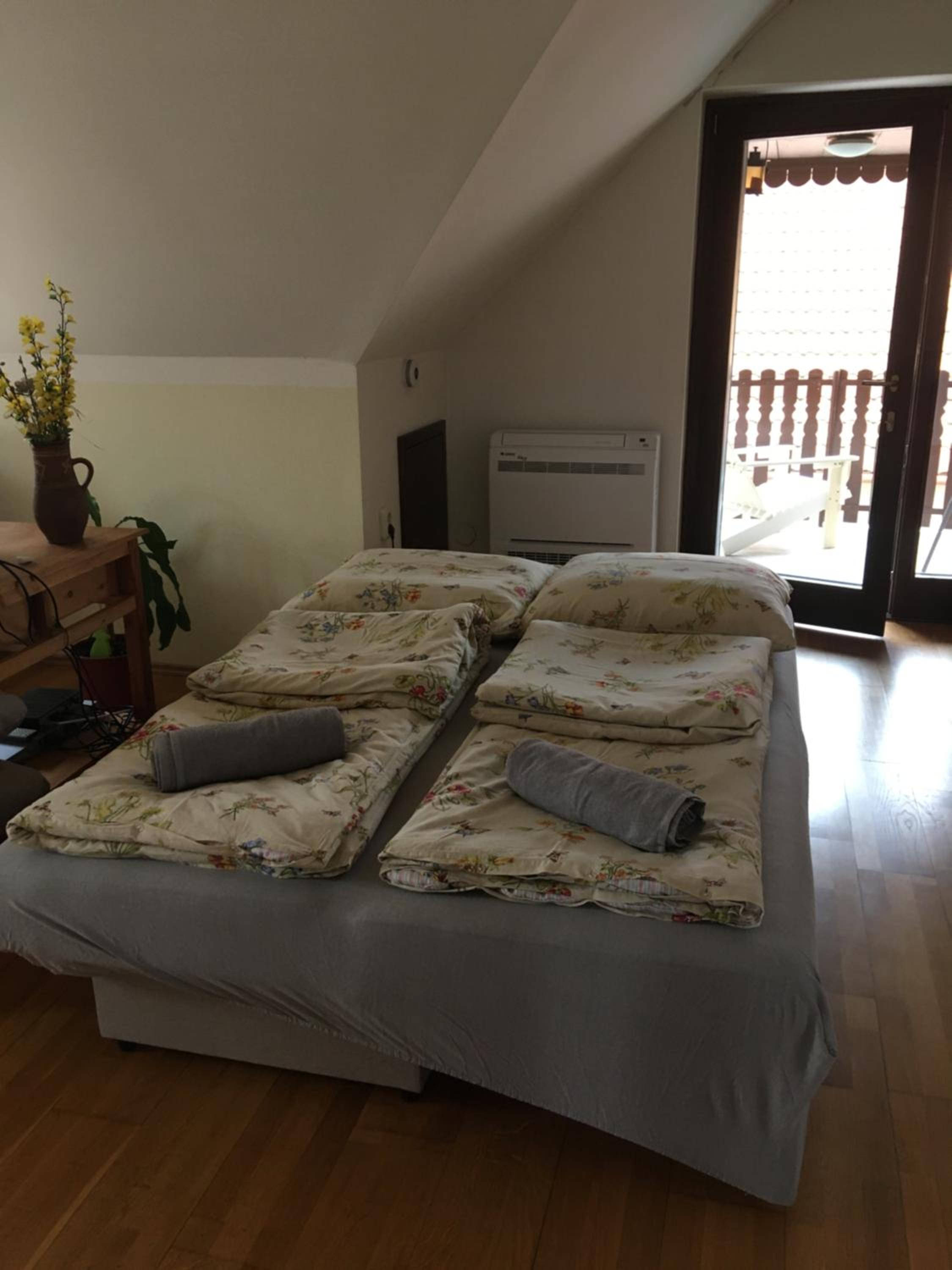 CsaládiHáz Apartman