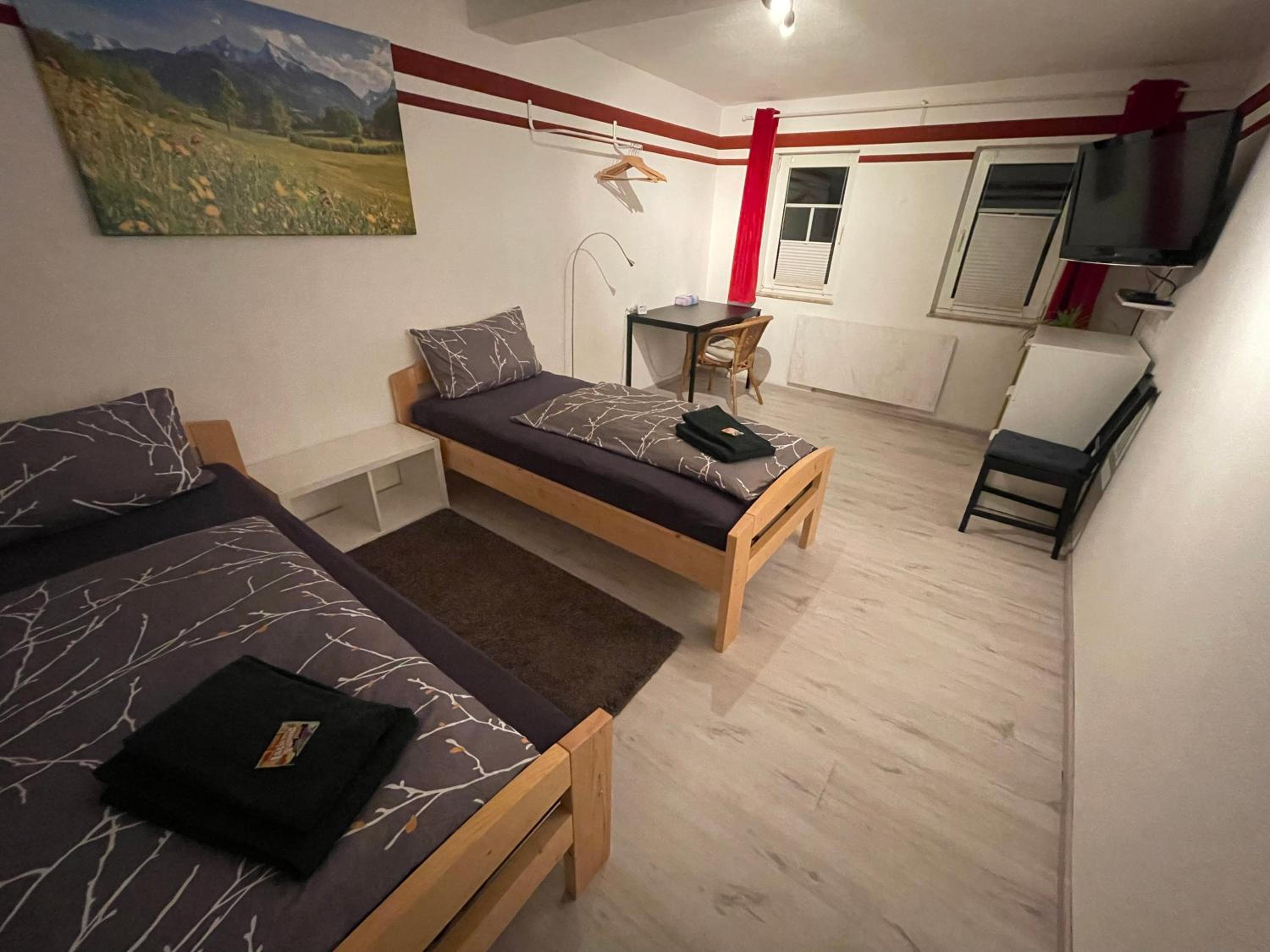 OM Exklusives Zimmer, WLAN, geteiltes Bad und Küche