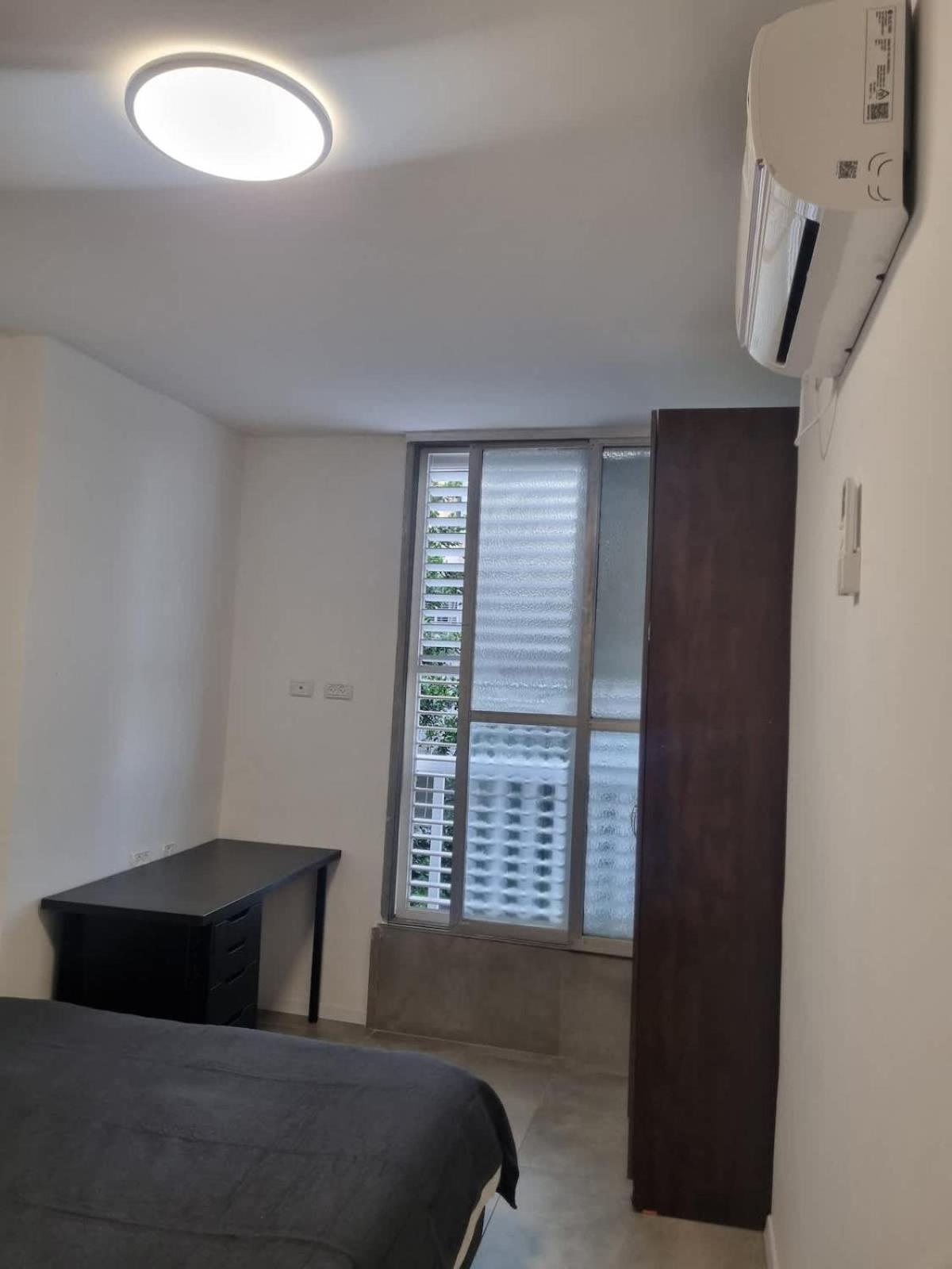 Prime location 3 Master Bedrooms at Dizingoff