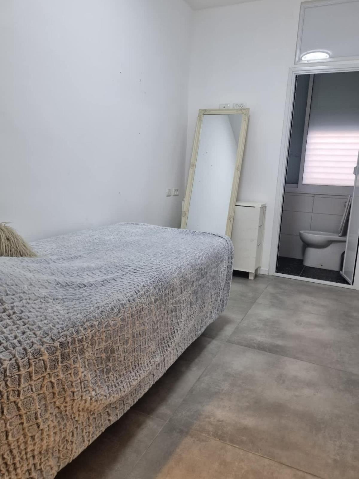 Prime location 3 Master Bedrooms at Dizingoff