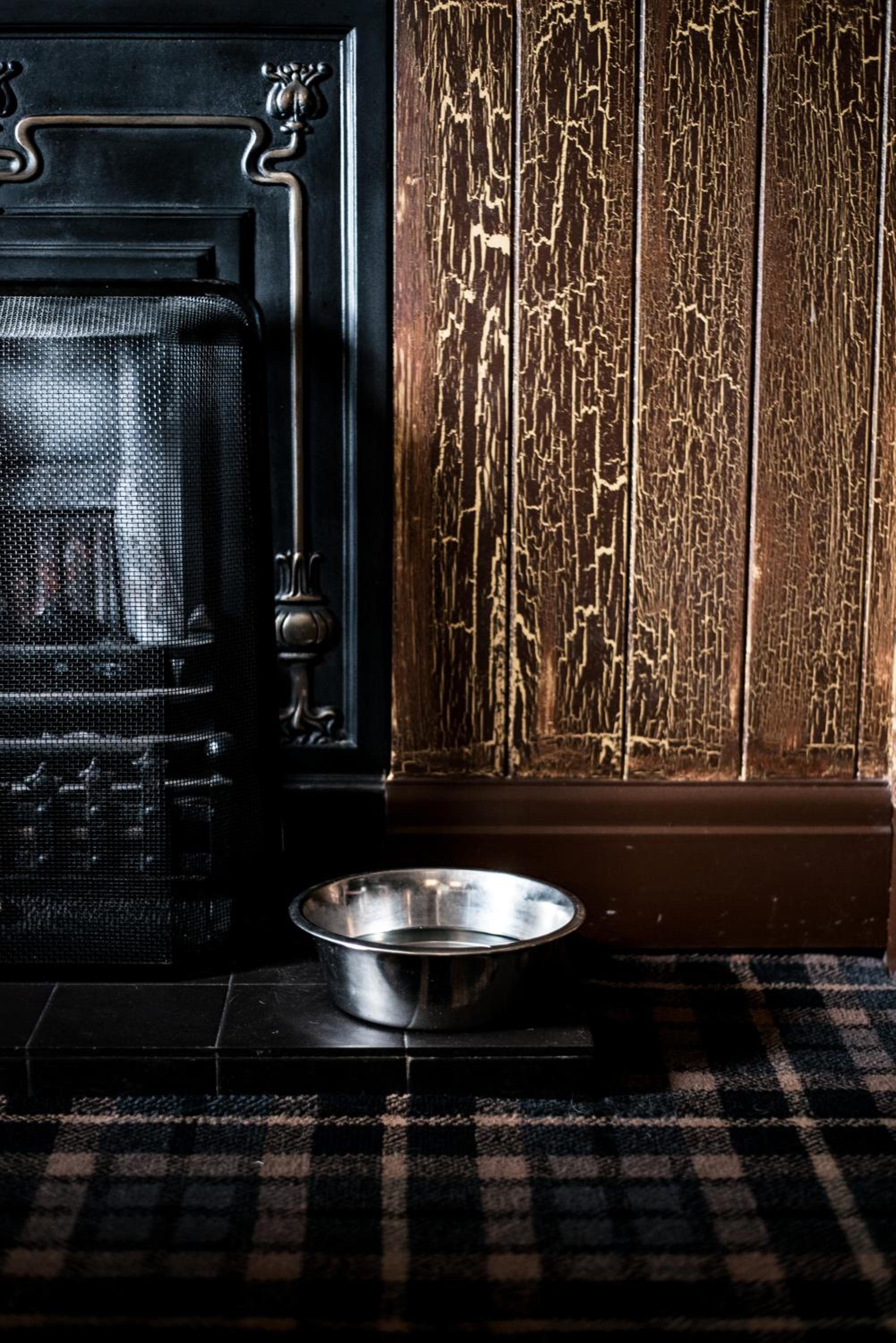 Black Dog Inn