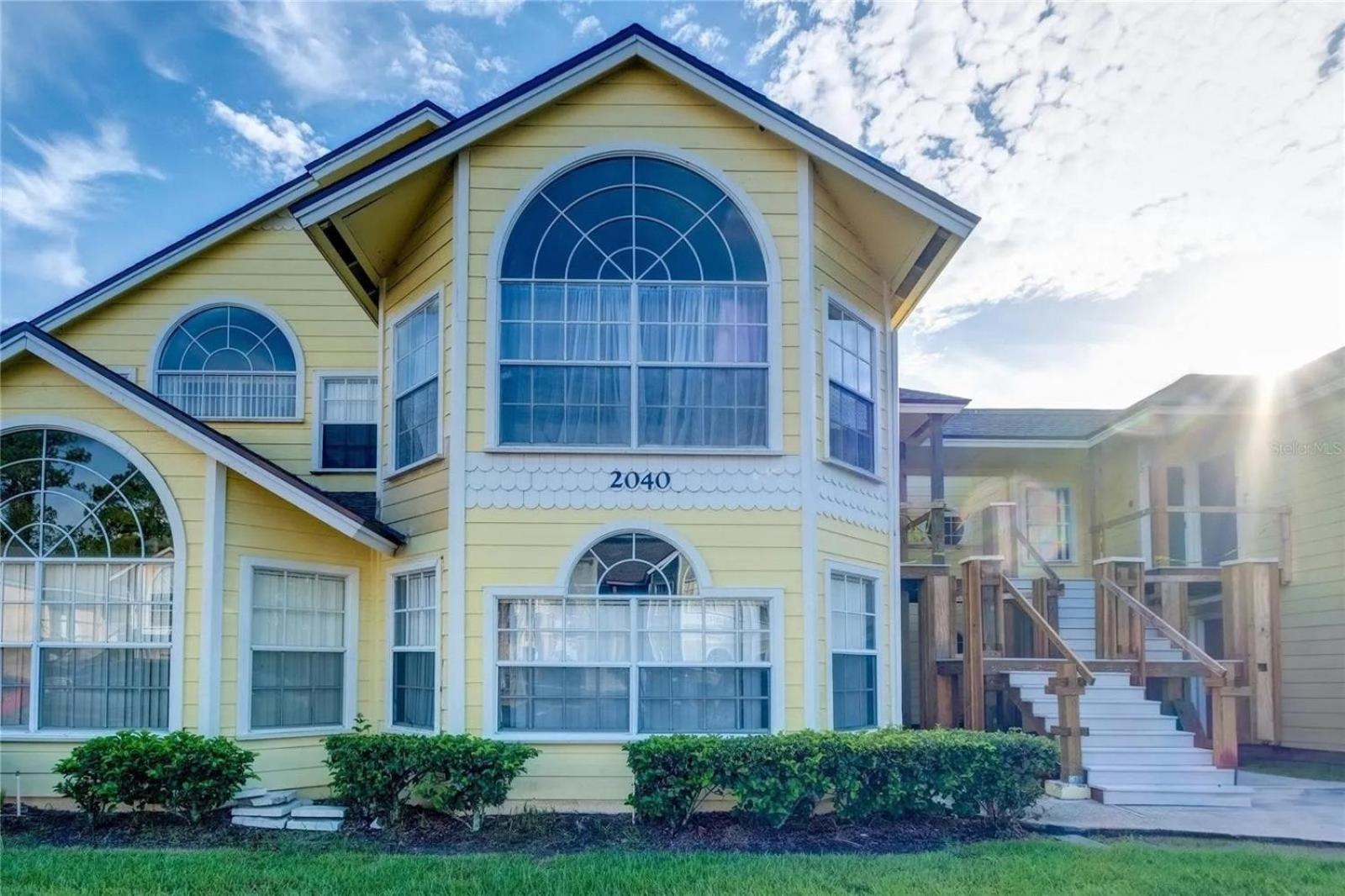 3-BR Condo Family Retreat Near Disney GymPool view 2
