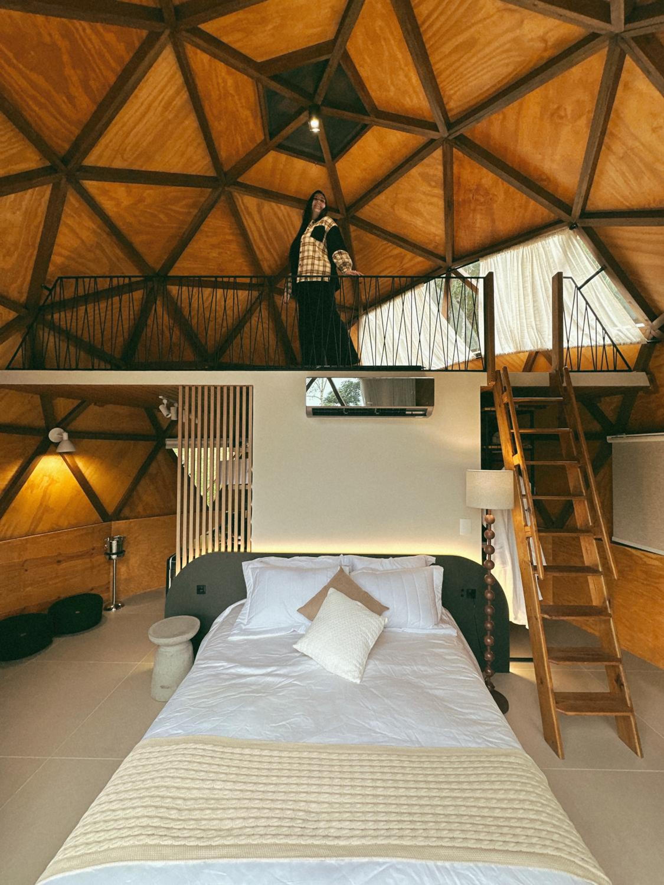 Mauka Cabanas