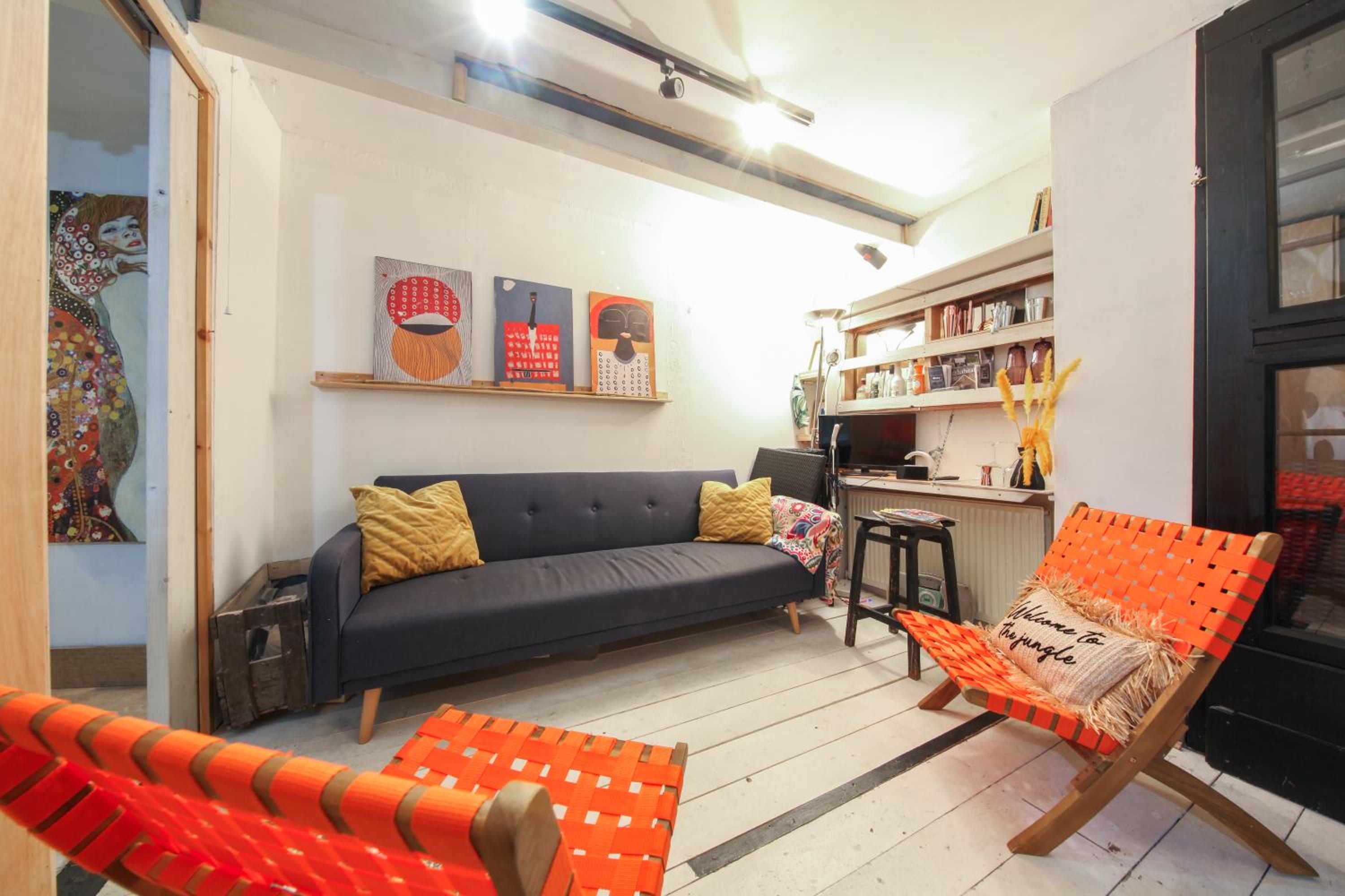 lounge