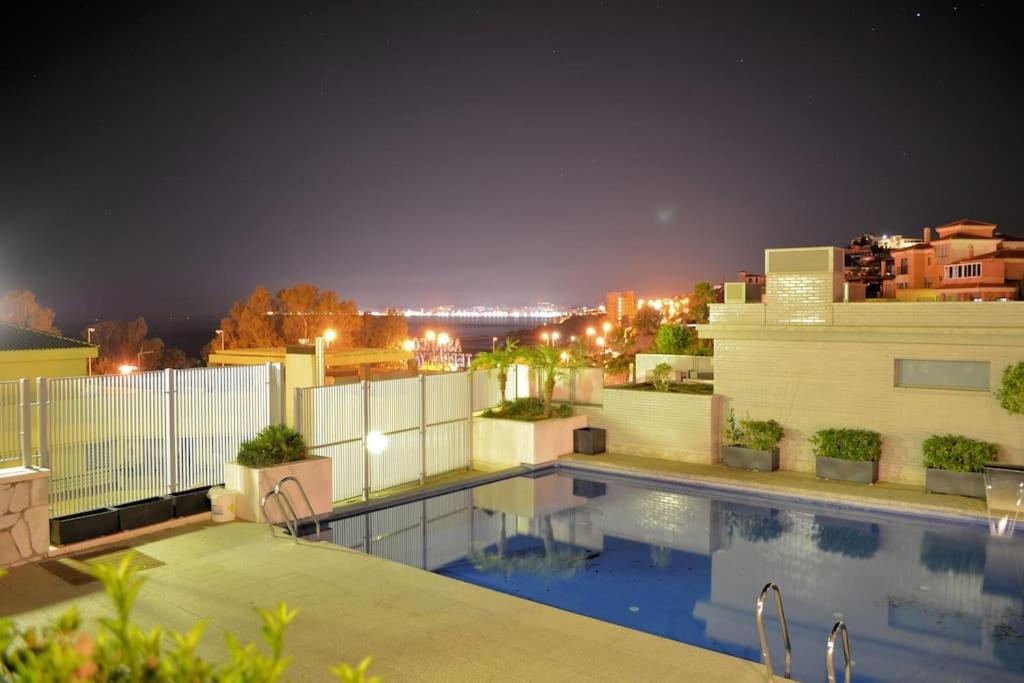 Precioso apartamento de lujo con vistas al mar
