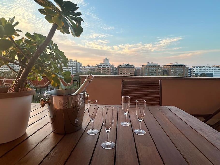 Eur-motagnola attico 2bedr apt 280 terrace view