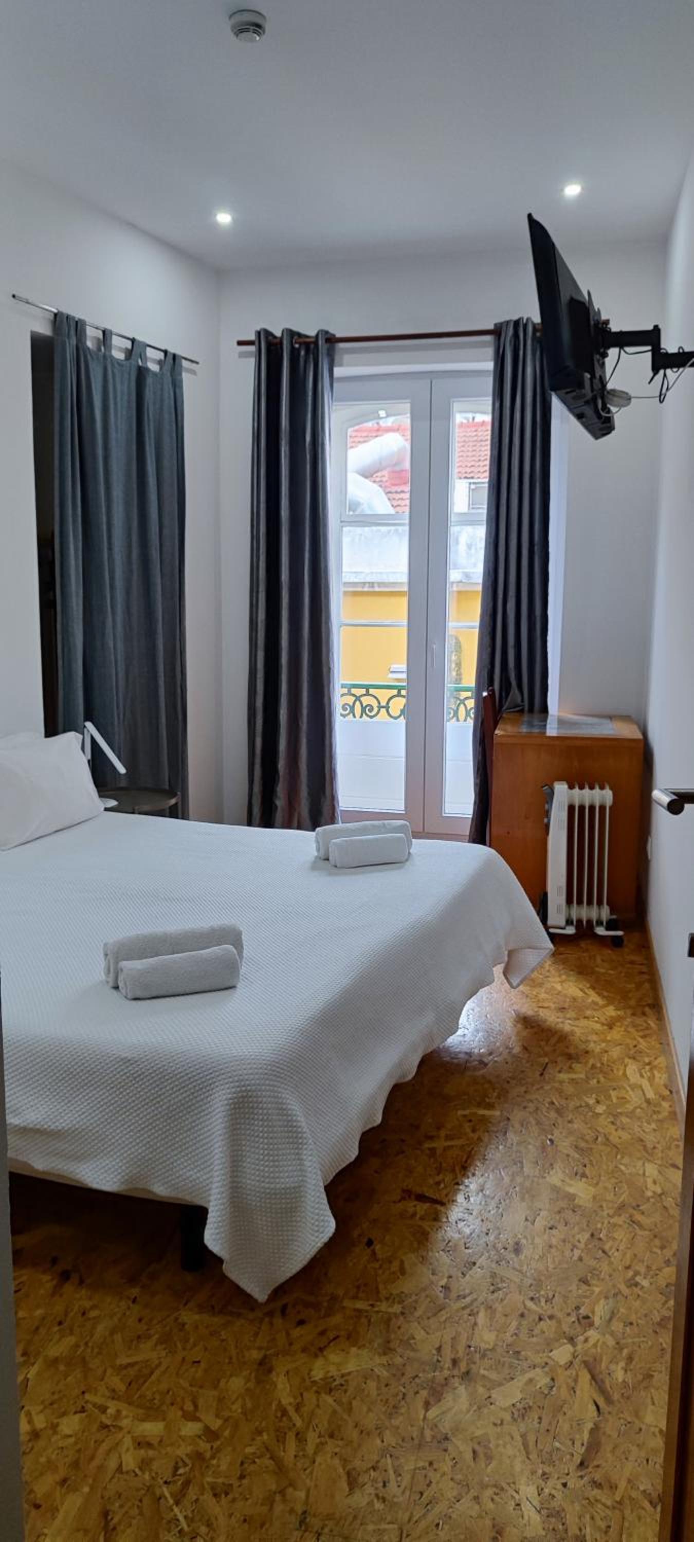 Guest House Rooms in Bairro Alto view 2