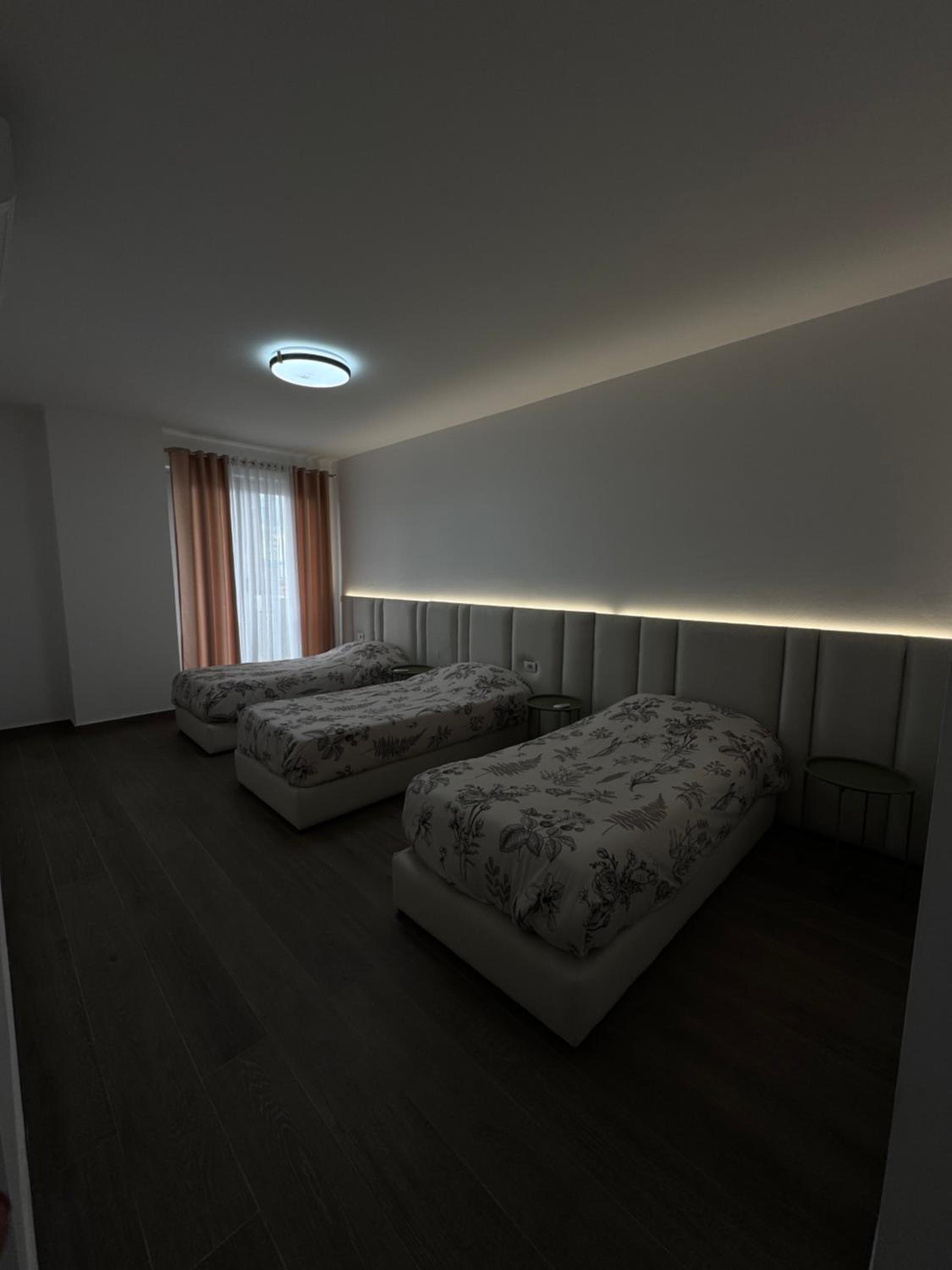 Free Parking Skanderbeg Square - Spacious Central Apartment