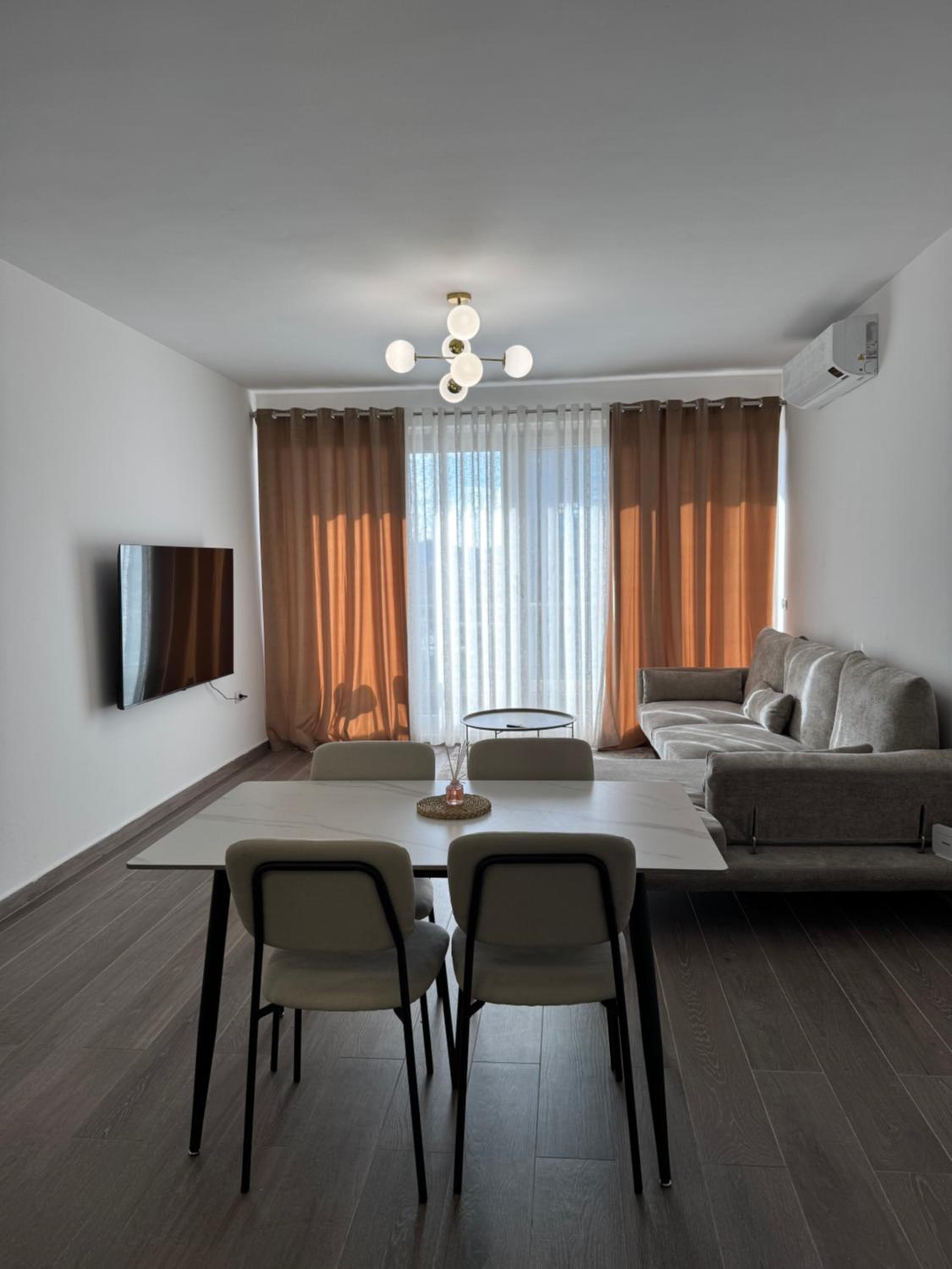 Free Parking Skanderbeg Square - Spacious Central Apartment