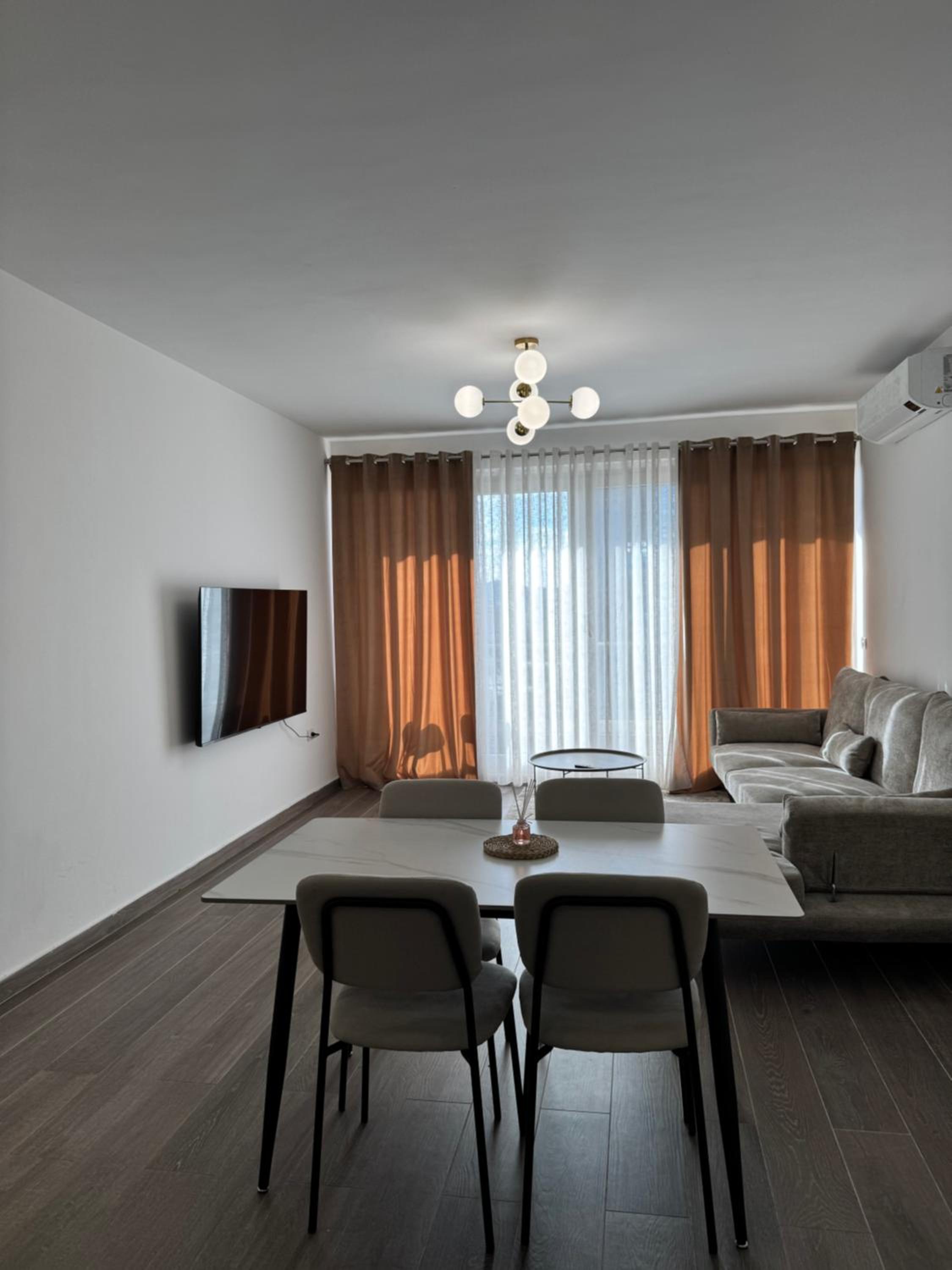 Free Parking Skanderbeg Square - Spacious Central Apartment