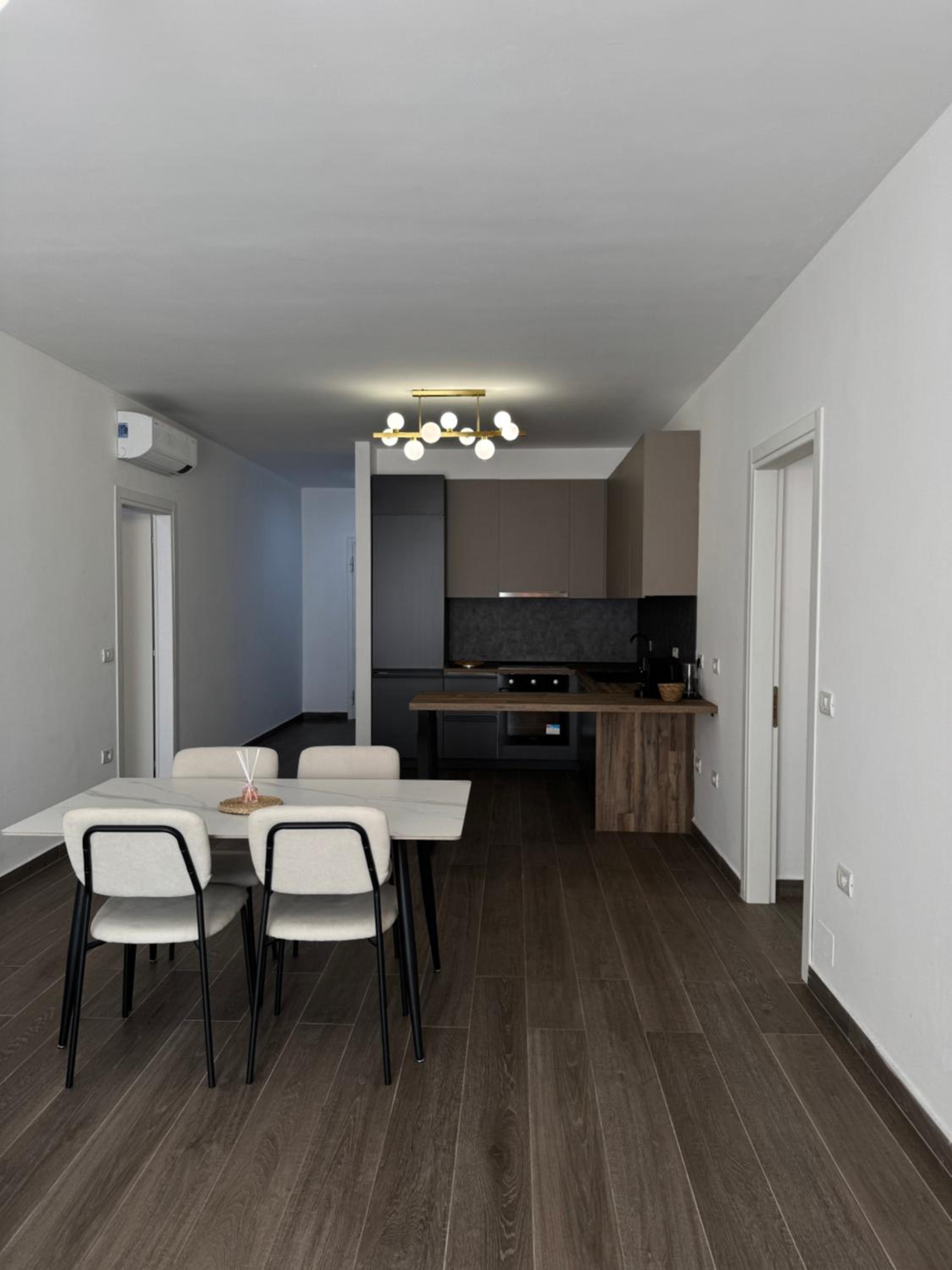 Free Parking Skanderbeg Square - Spacious Central Apartment
