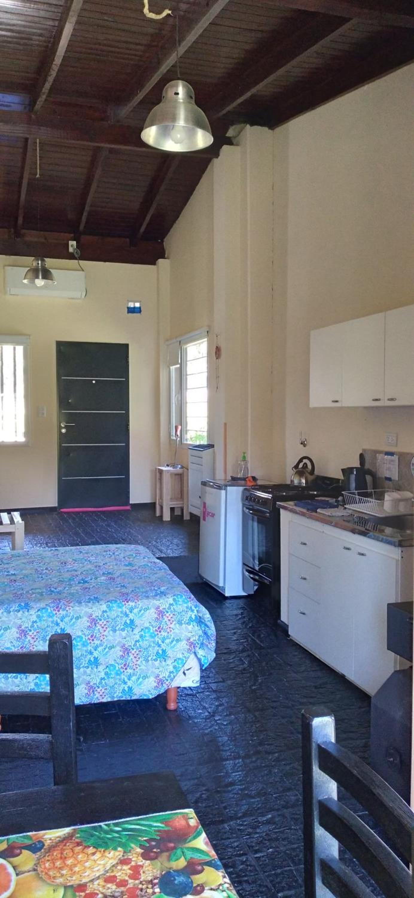 Cabaña loft para 2 a metros del lago con café y facturas