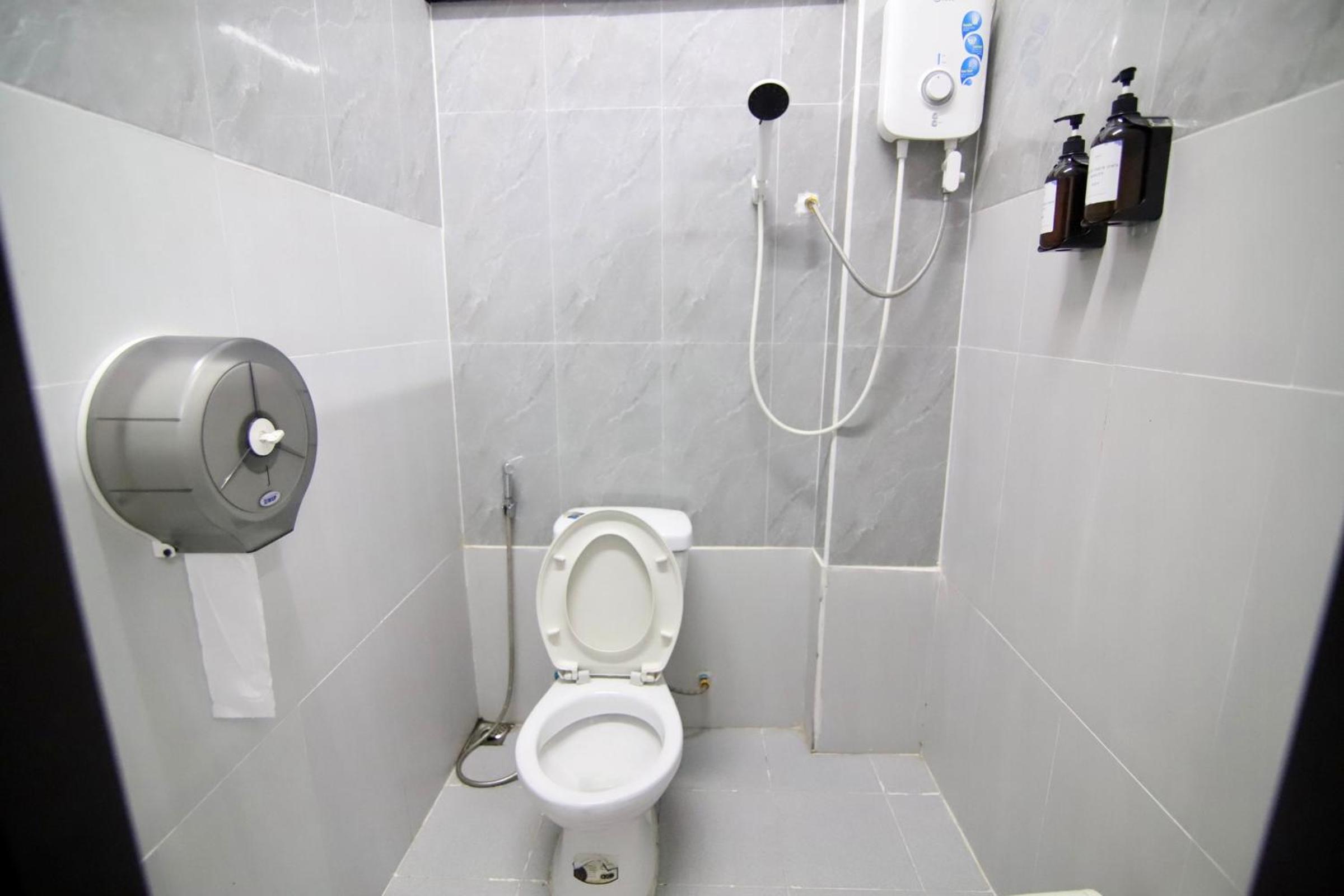 Chanthavong Hostel
