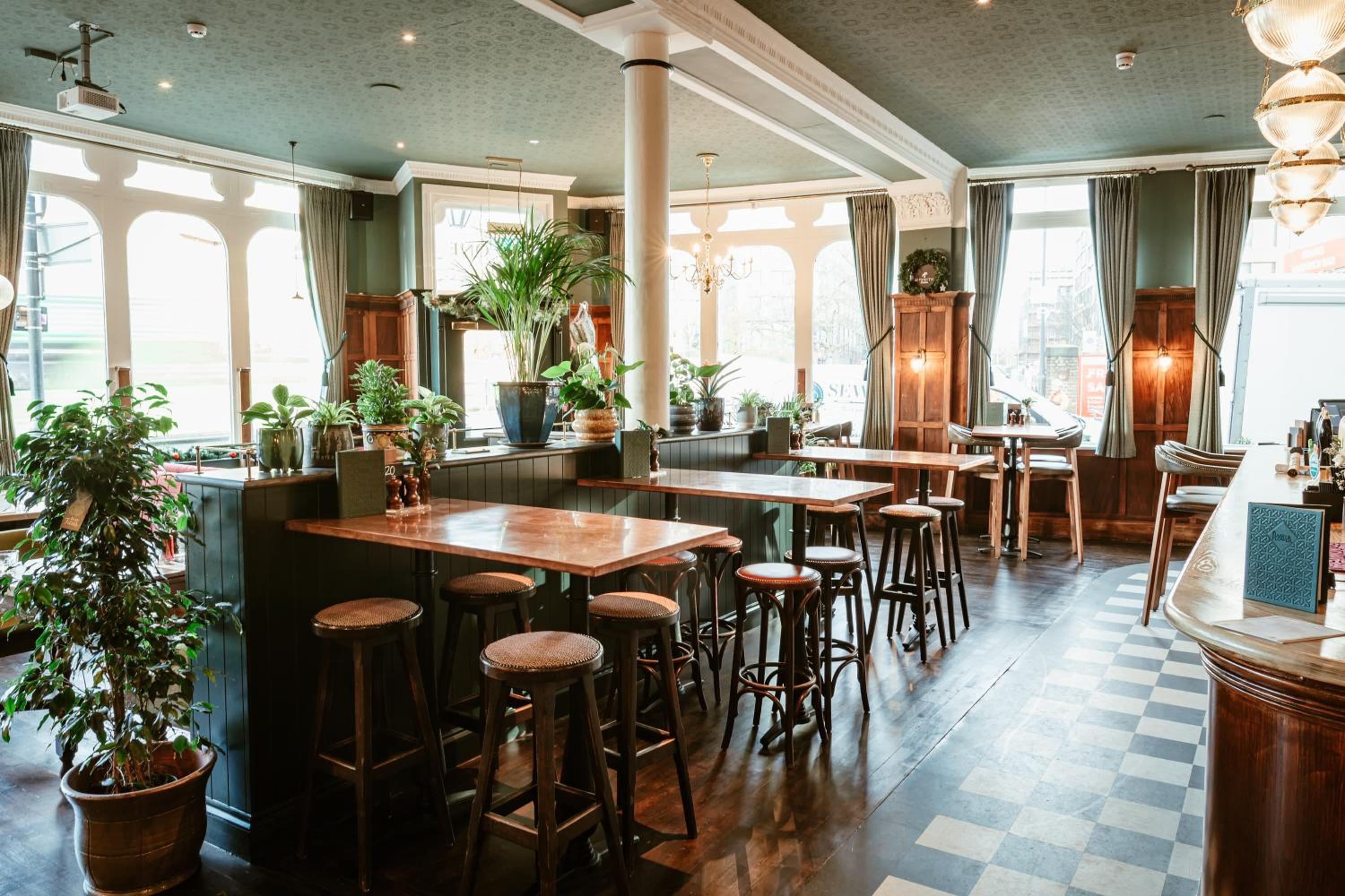 restaurant