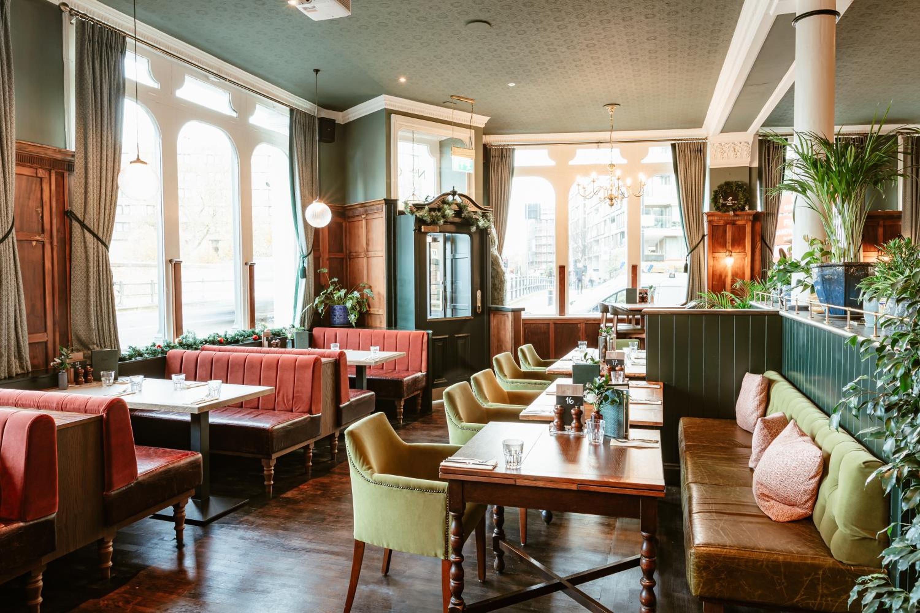 restaurant