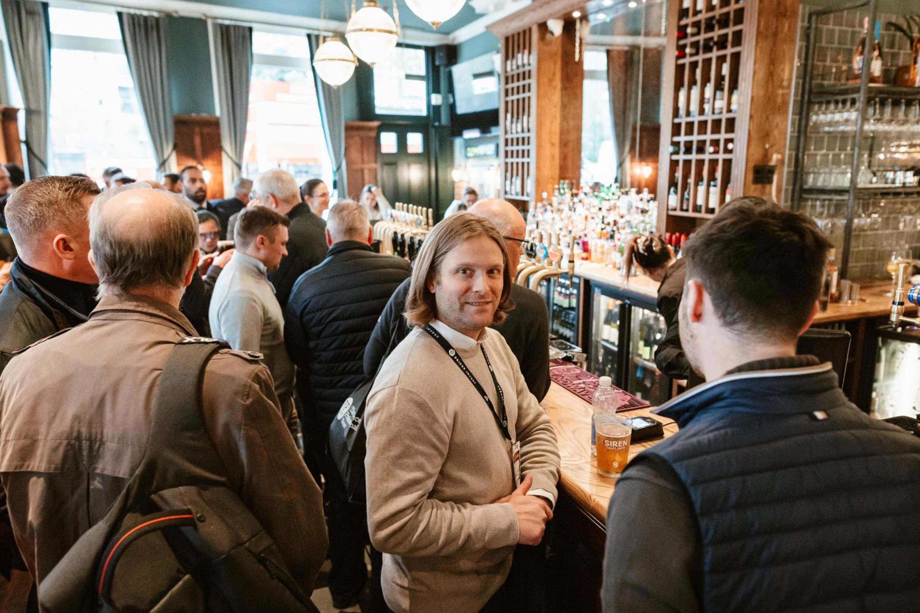 bar