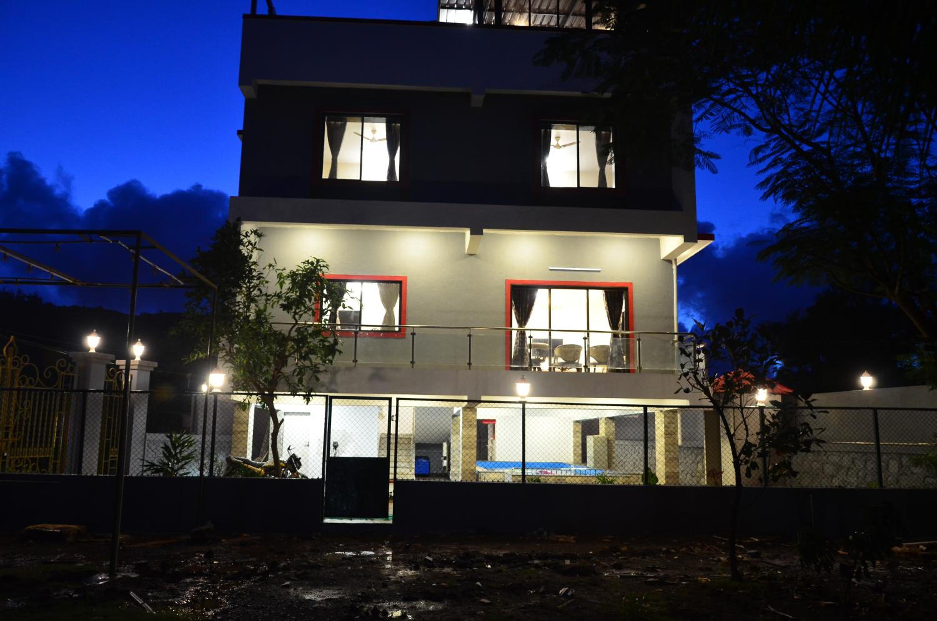 Royal Escape Lonavla