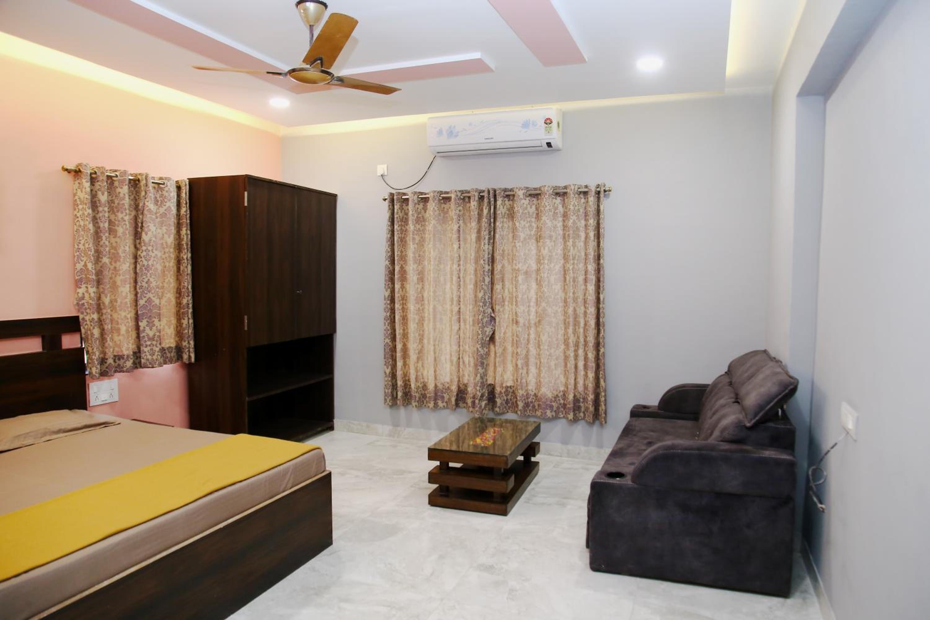 Royal Escape Lonavla