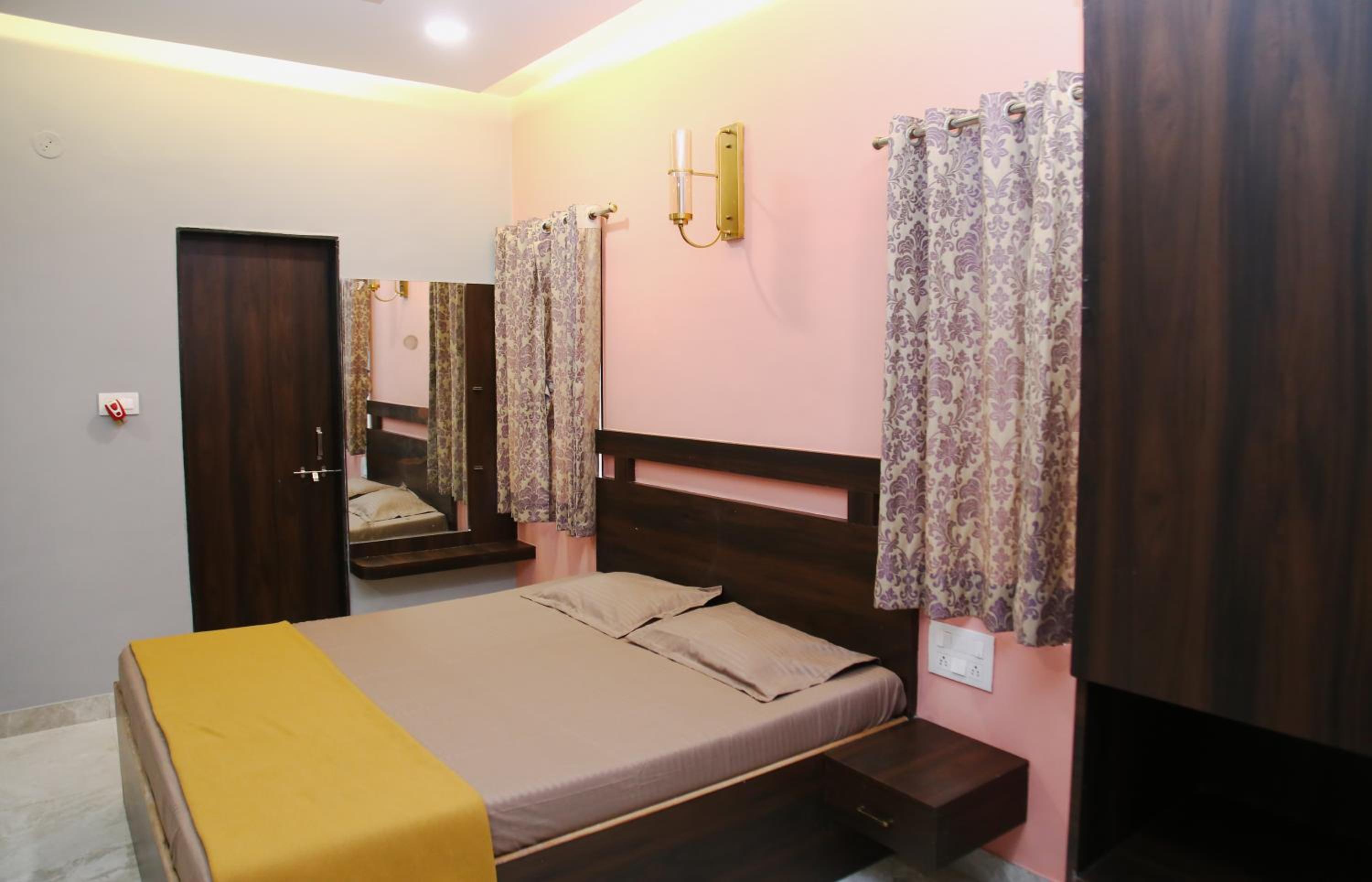 Royal Escape Lonavla