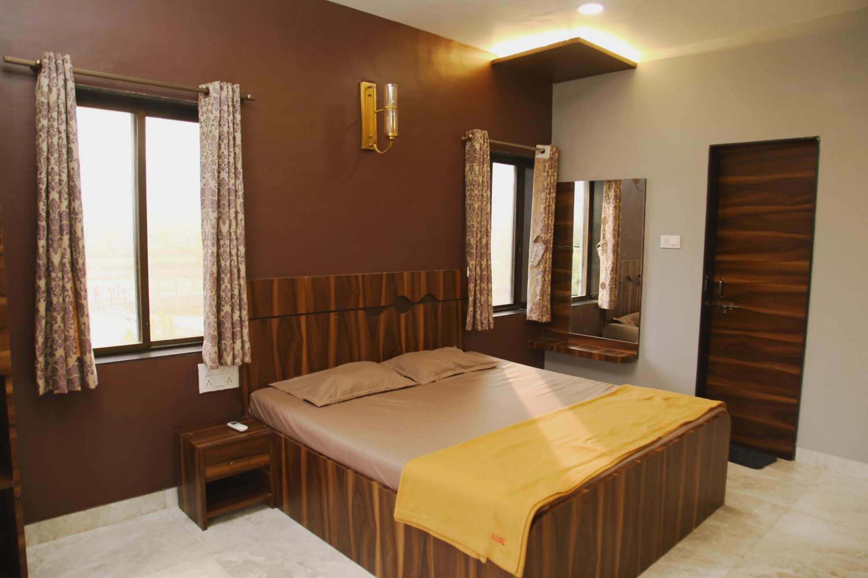 Royal Escape Lonavla