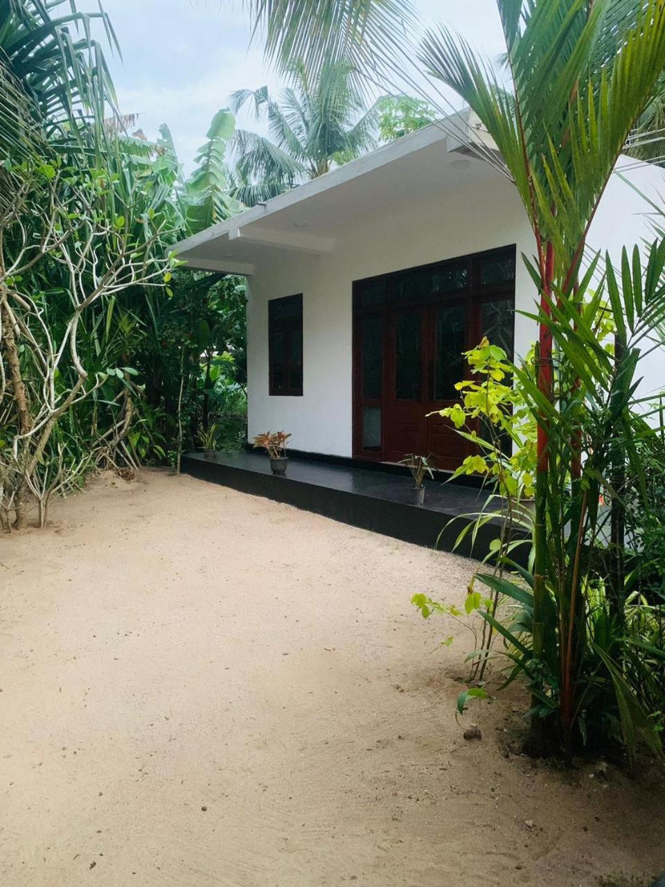 Villa Happy Nest - Hikkaduwa