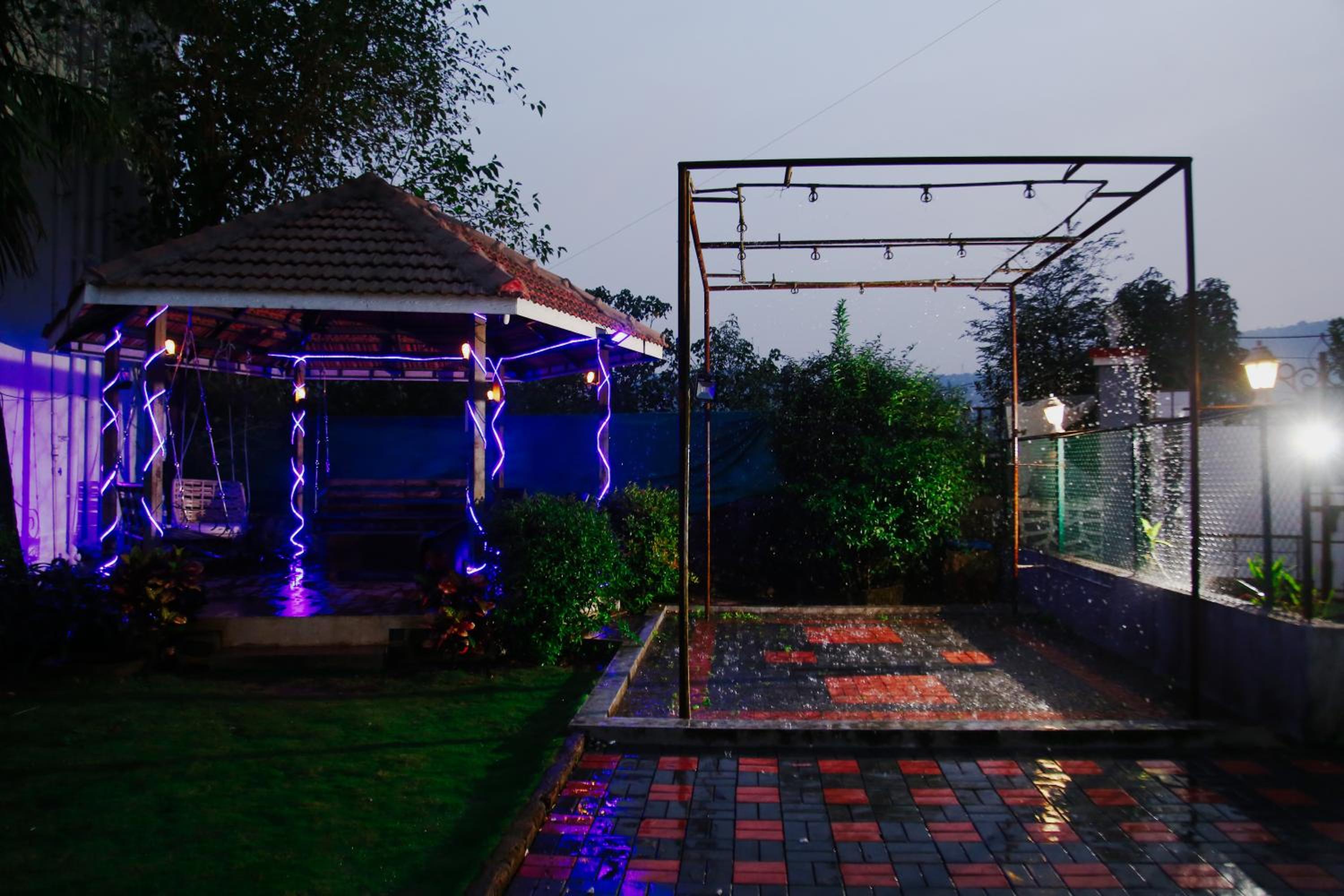 Royal Escape Lonavla