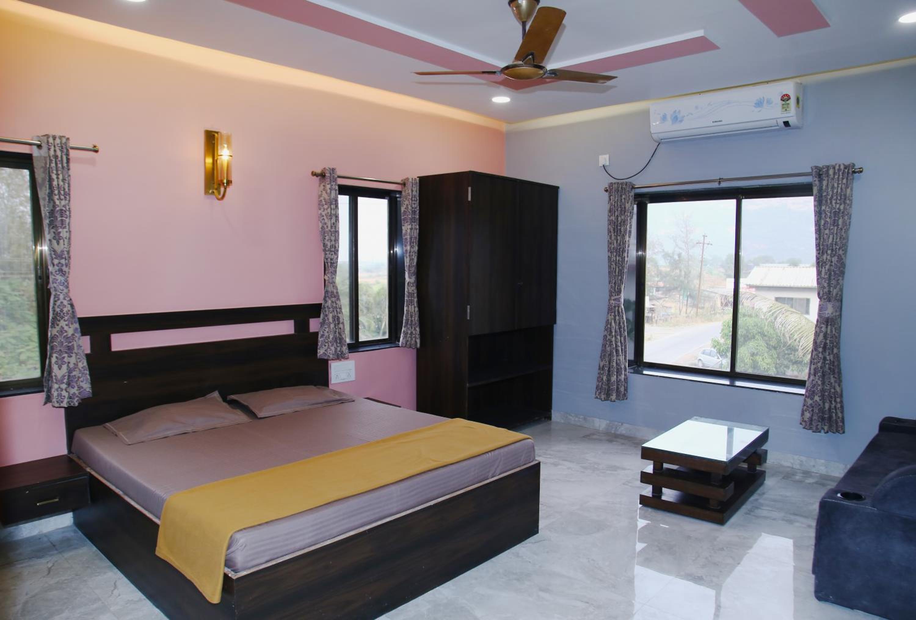 Royal Escape Lonavla