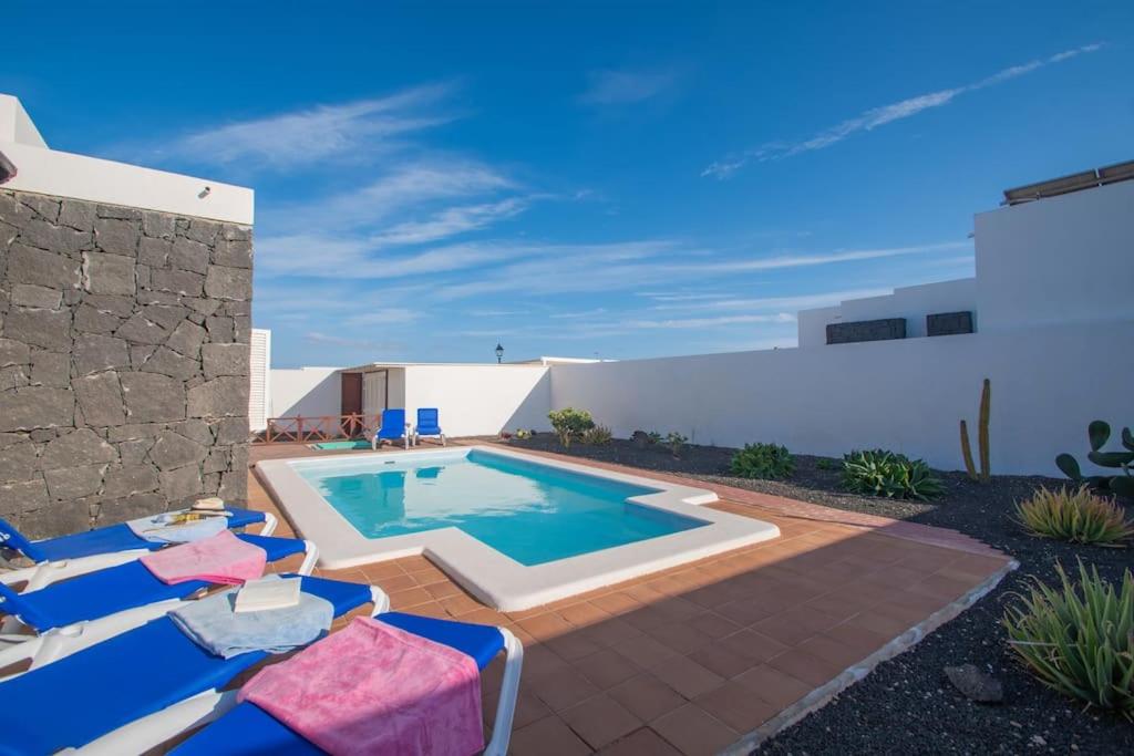 Casa Ostoja - Heated pool & Spacious Villa view 3