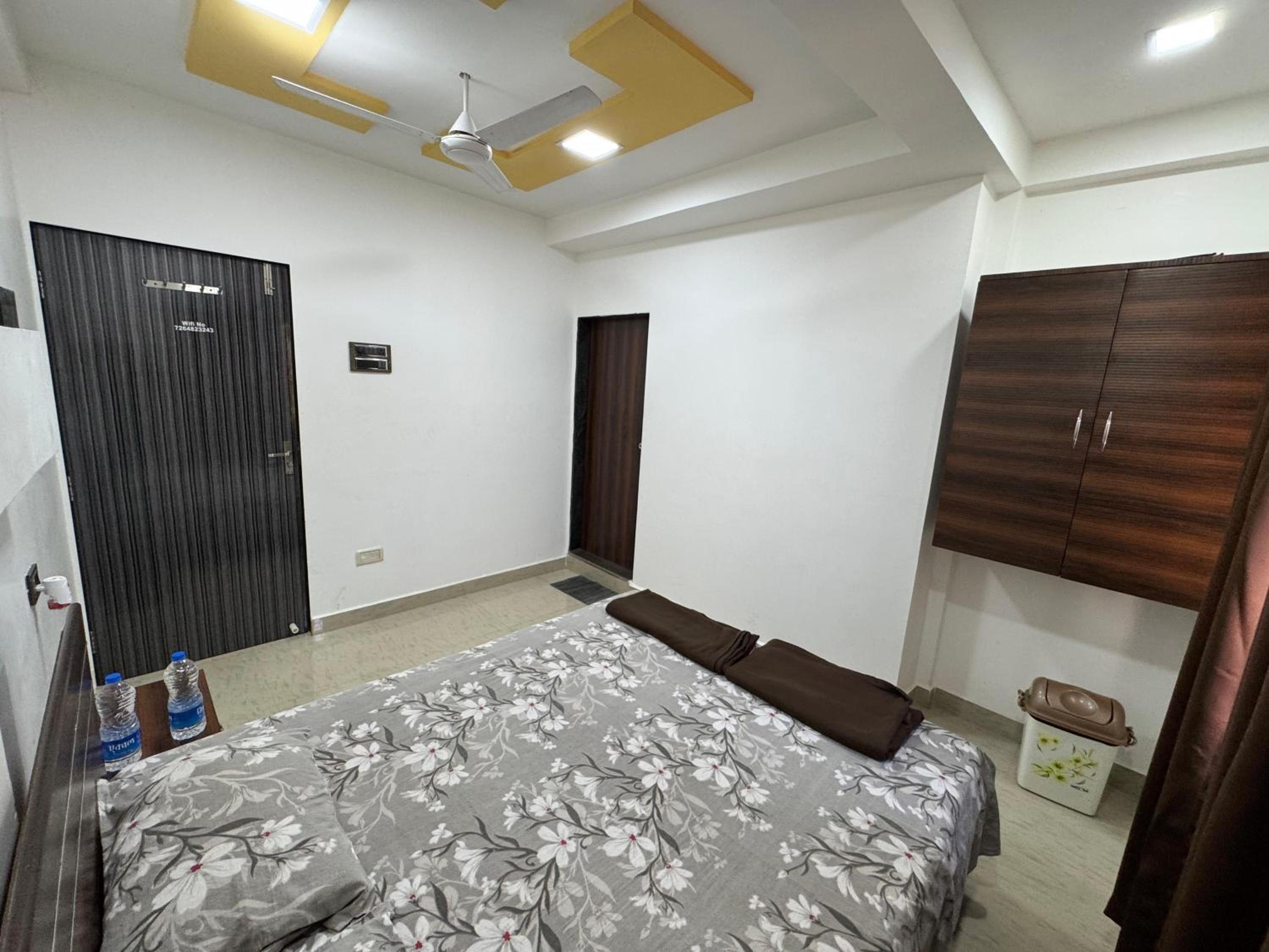 Nadkar Holiday Inn view 3
