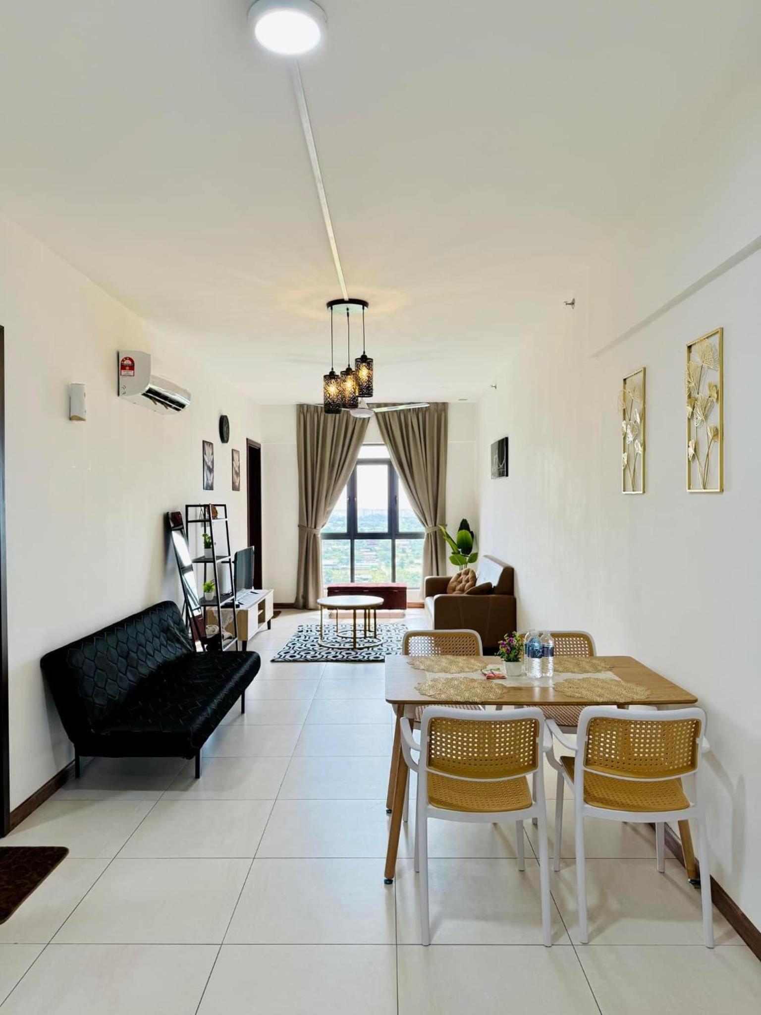 Fayyadh homestay K Avenue photo 1