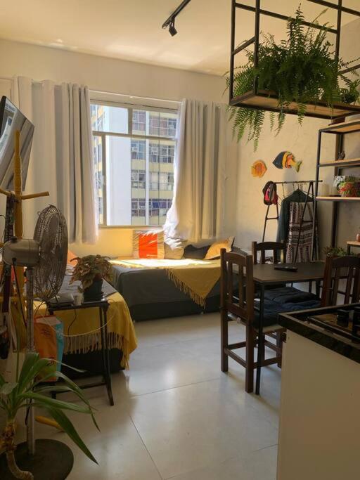 Charmoso Estudio no Coração da Lapa - RJ