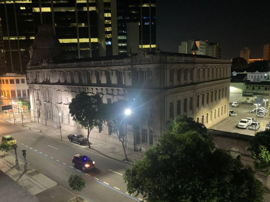 Charmoso Estudio no Coração da Lapa - RJ