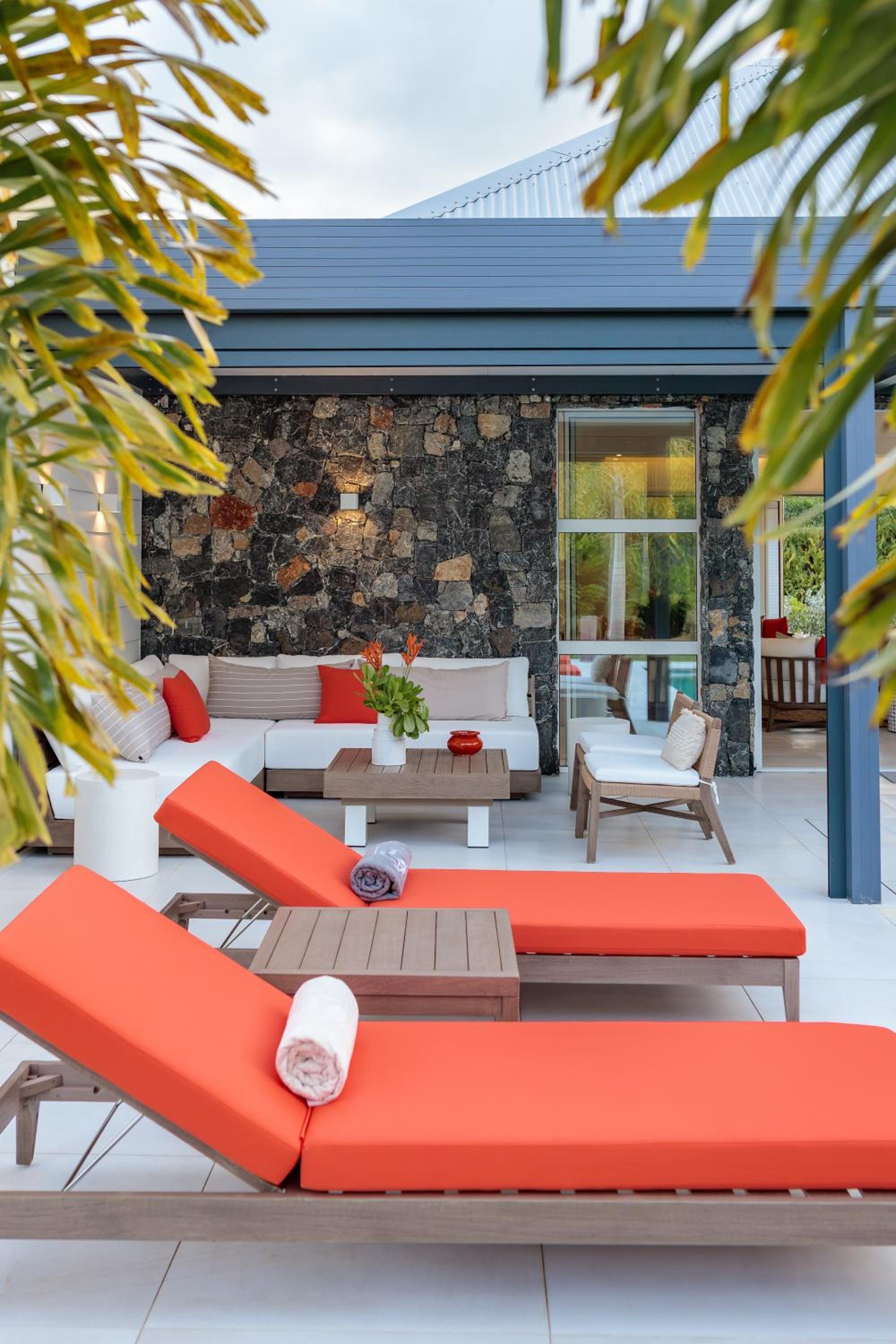 Hill Rock villas - Rouge Corail view 2