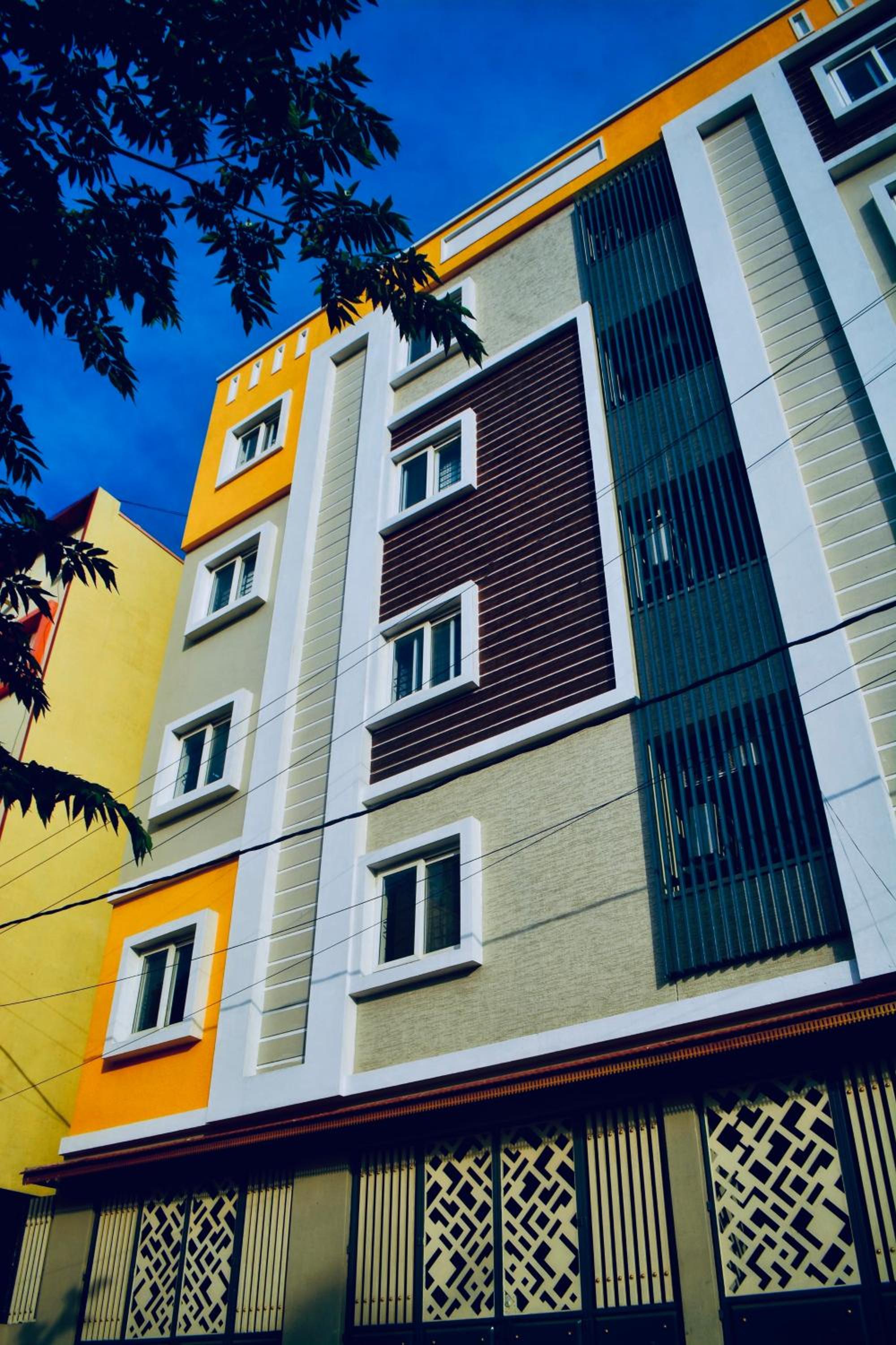 Esha Enclave - Premium Suits view 2